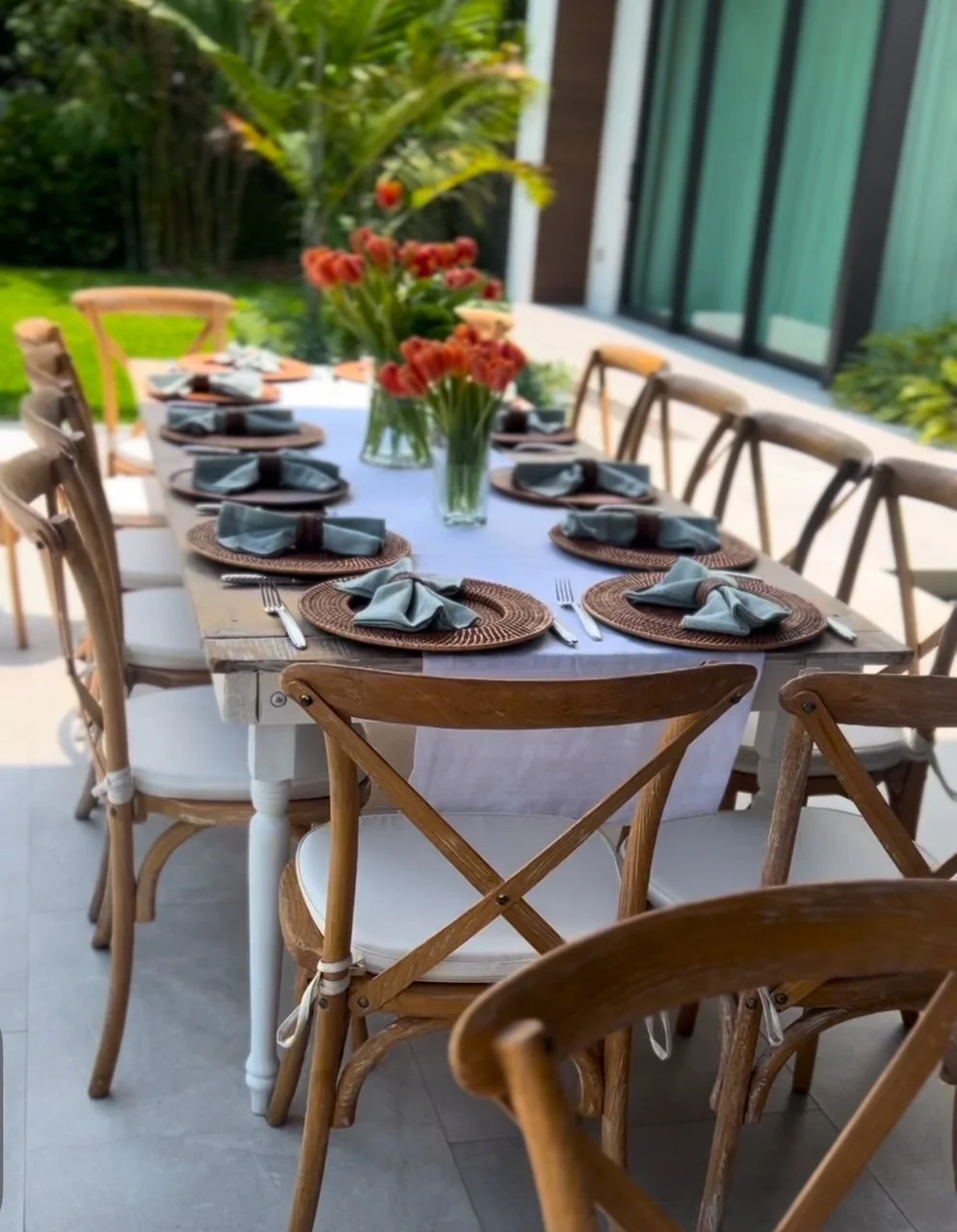 french white wash table .jpeg