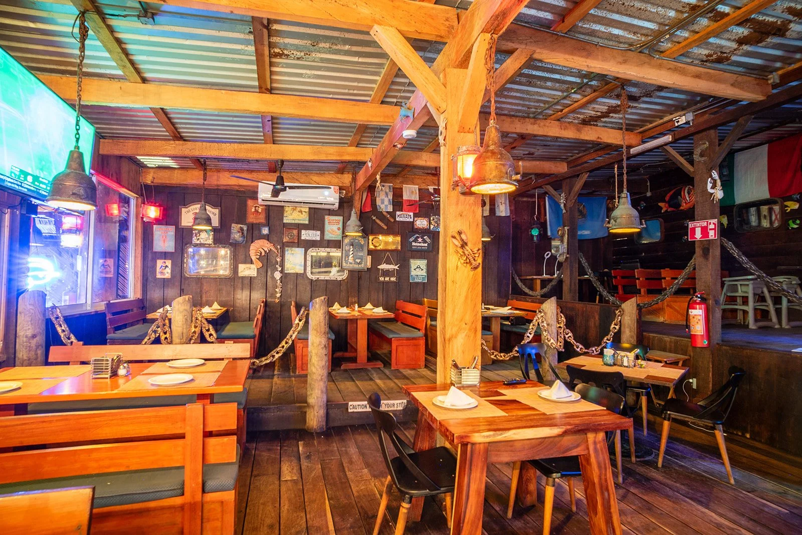 The Blue Shrimp-090_websize.jpg