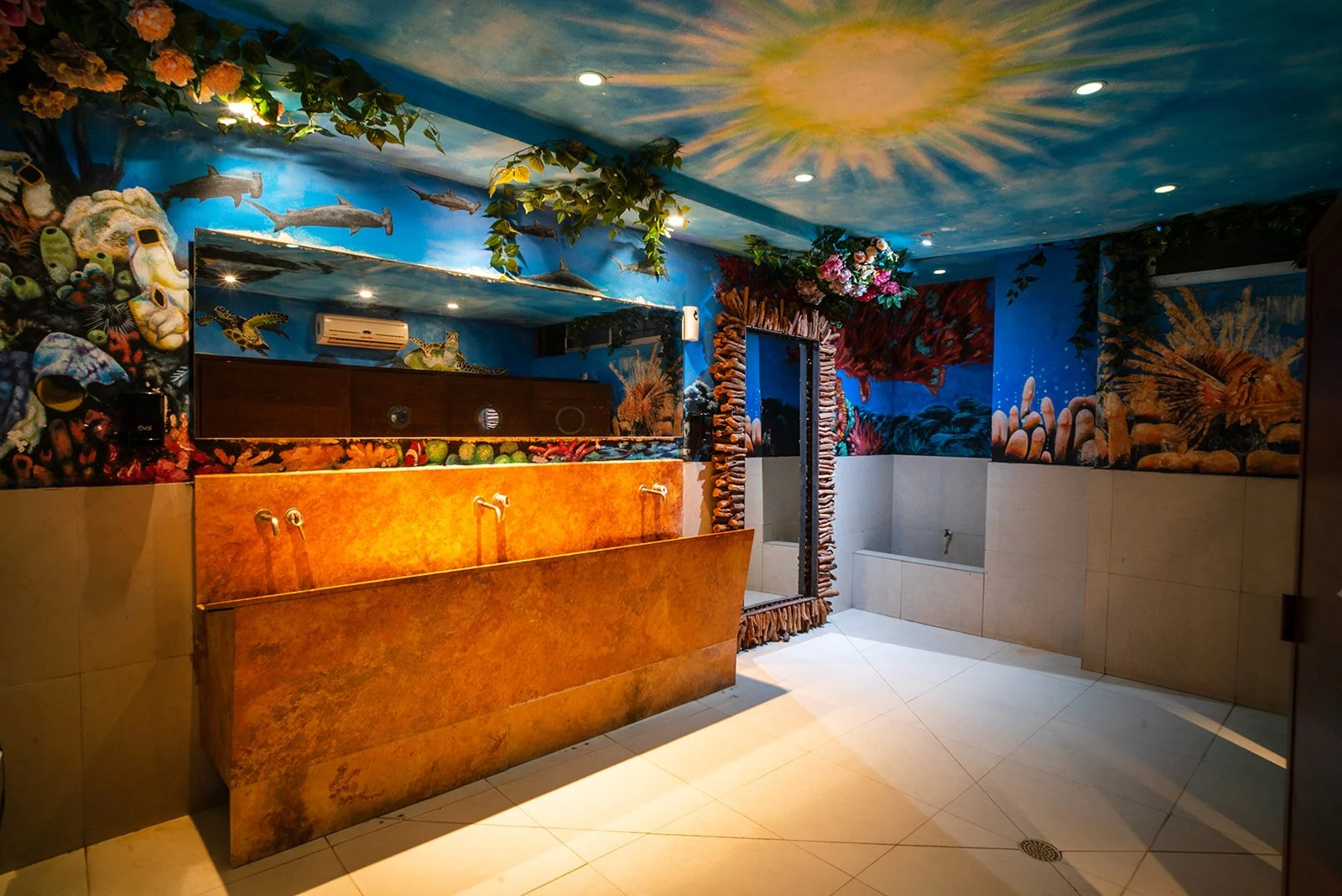 The Blue Shrimp-031_websize.jpg