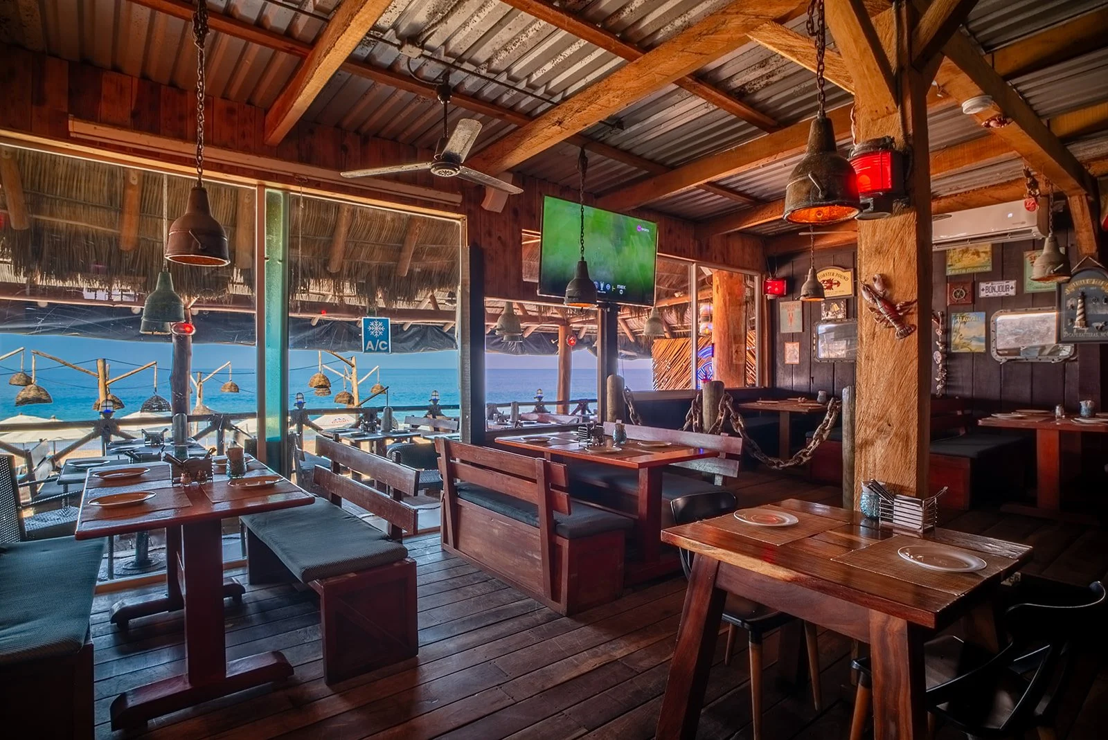 The Blue Shrimp-020_websize.jpg