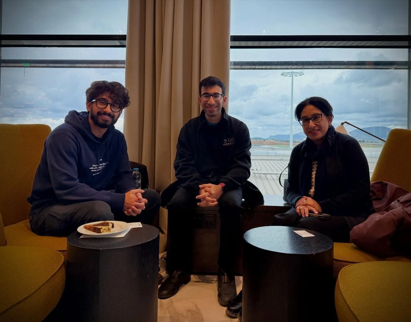 Athens: 48&deg; | Ponte Vedra, Florida: 36&deg; (feels like 28!!!). 🥶
🤦&zwj;♂️🤔🤷&zwj;♂️

#traveldiaries #familytravel #floridacold #coldfront #upsidedown