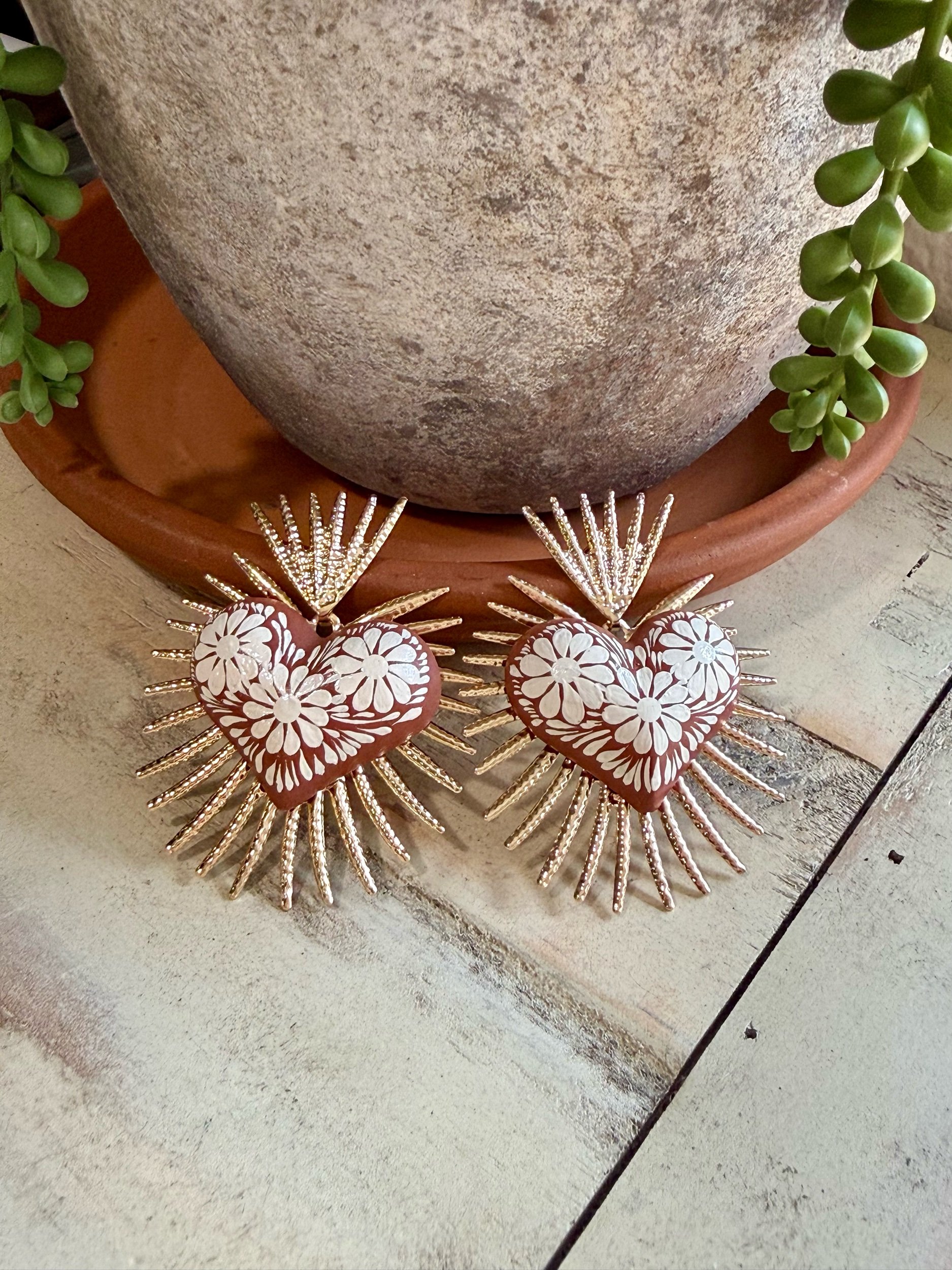 CORAZON DE BARRO EARRINGS