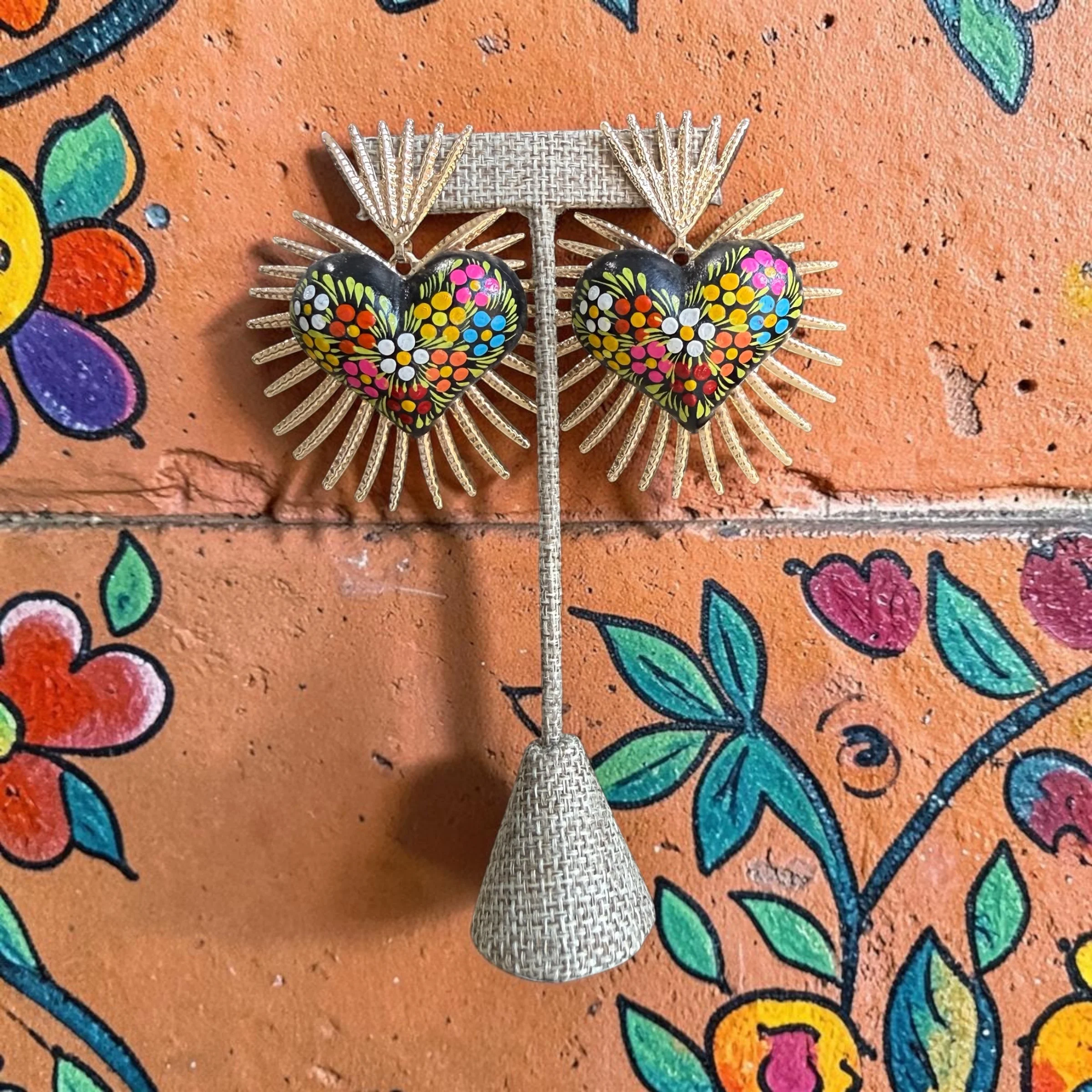 flower laca earrings.JPG