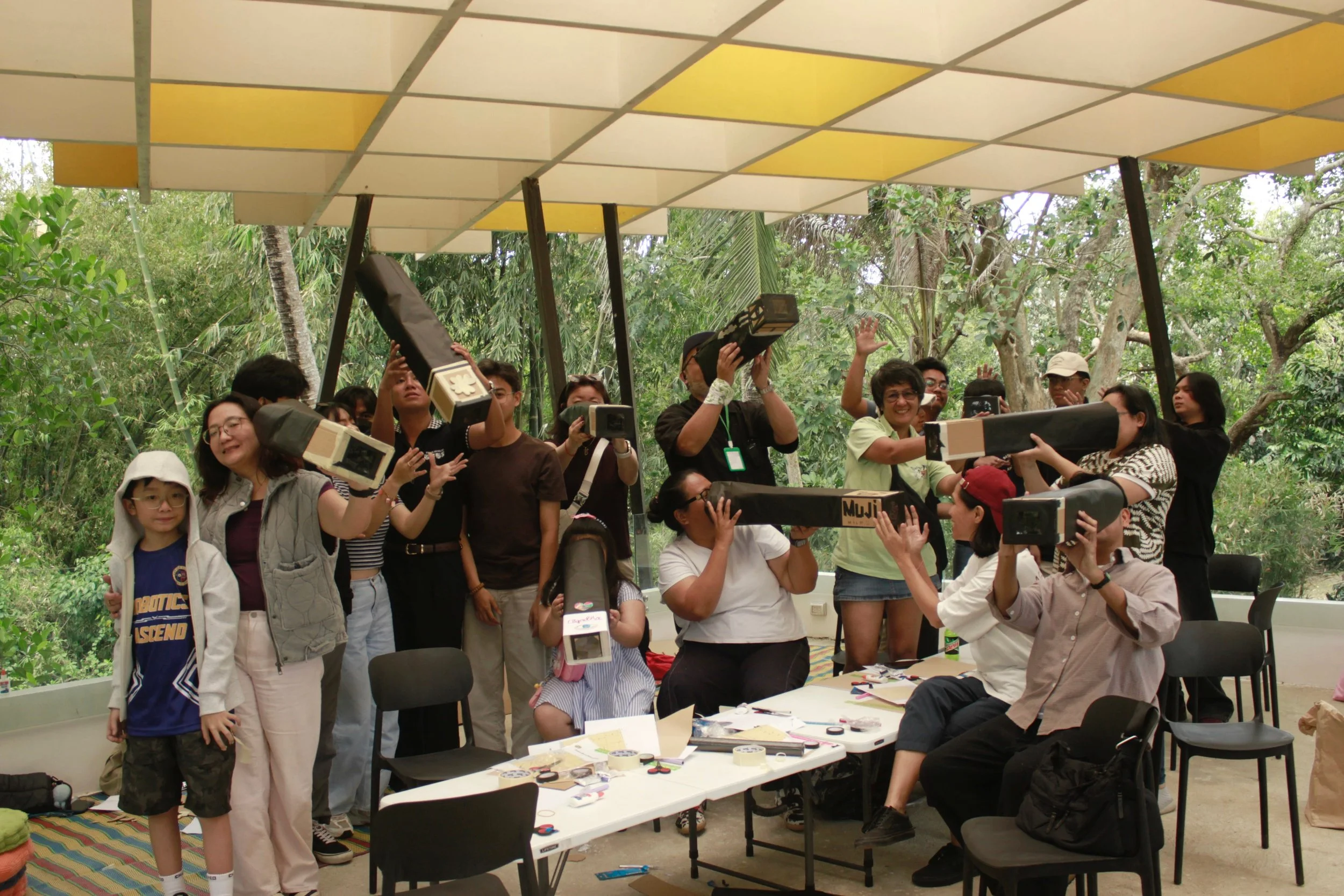 Make your own camera obscura workshop with J Pacena
