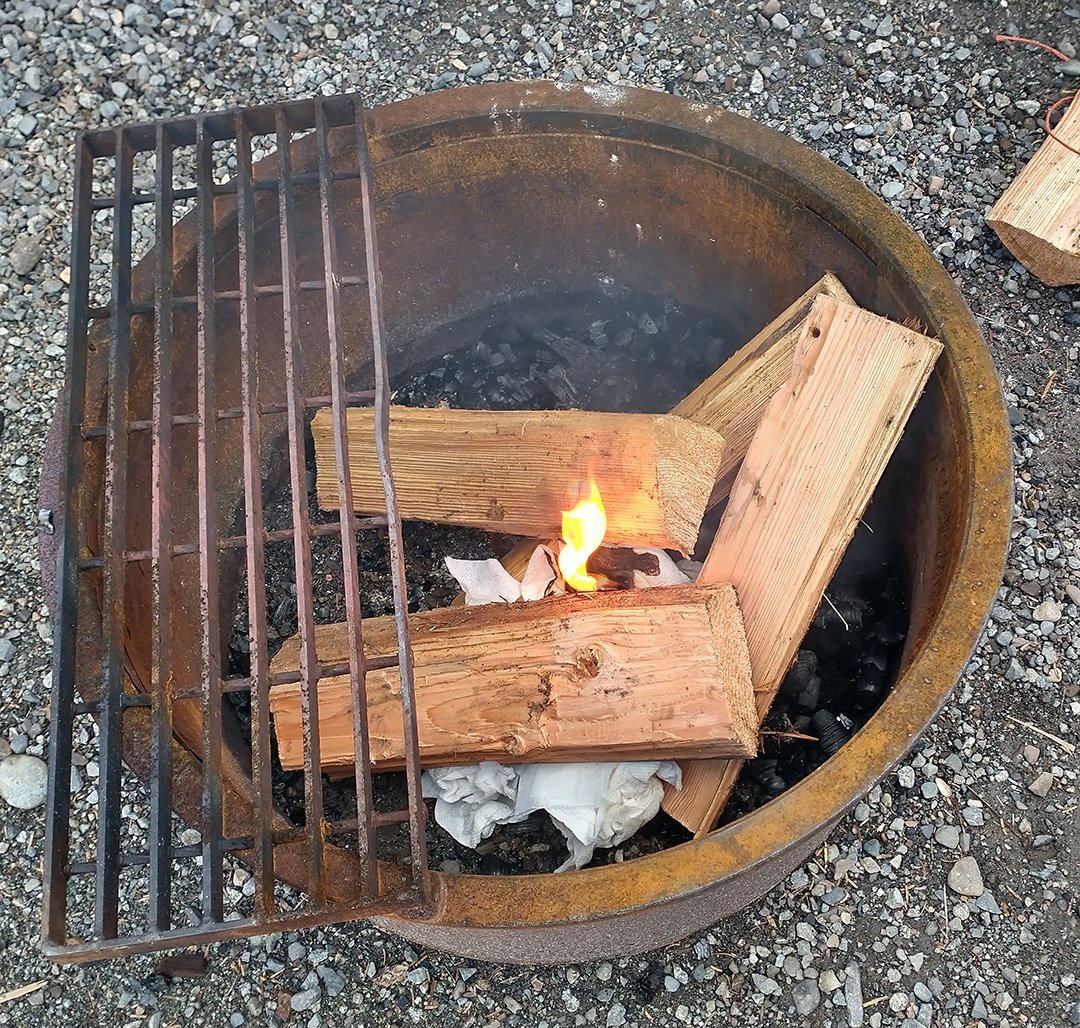  One reason to do this car camping trip is actual campfires. I don’t enjoy sleeping in tents at all and they’re a pain in the ass to set up/ dismantle. They’re cold, all your shit is wet and smells like smoke. 