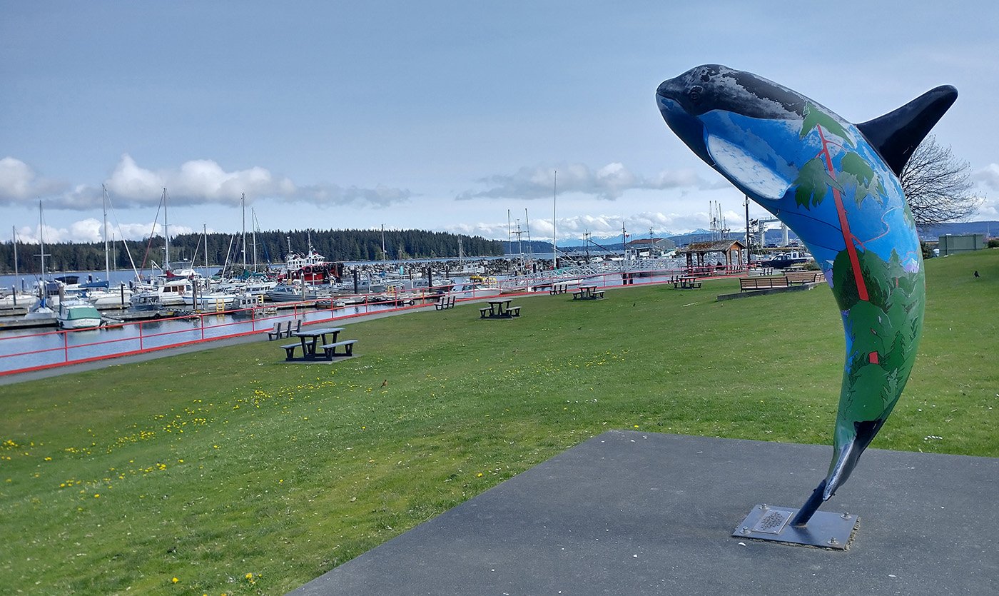  Definitely another little tourist town with great parks near a harbor. Totems, killer whale related statues etc. 