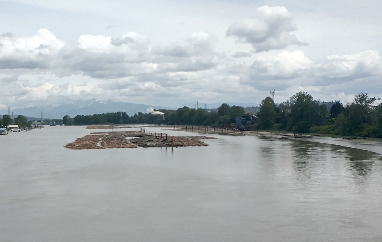 Very rural/industrial area around the Fraser river, which they seem to use to transport wood. 