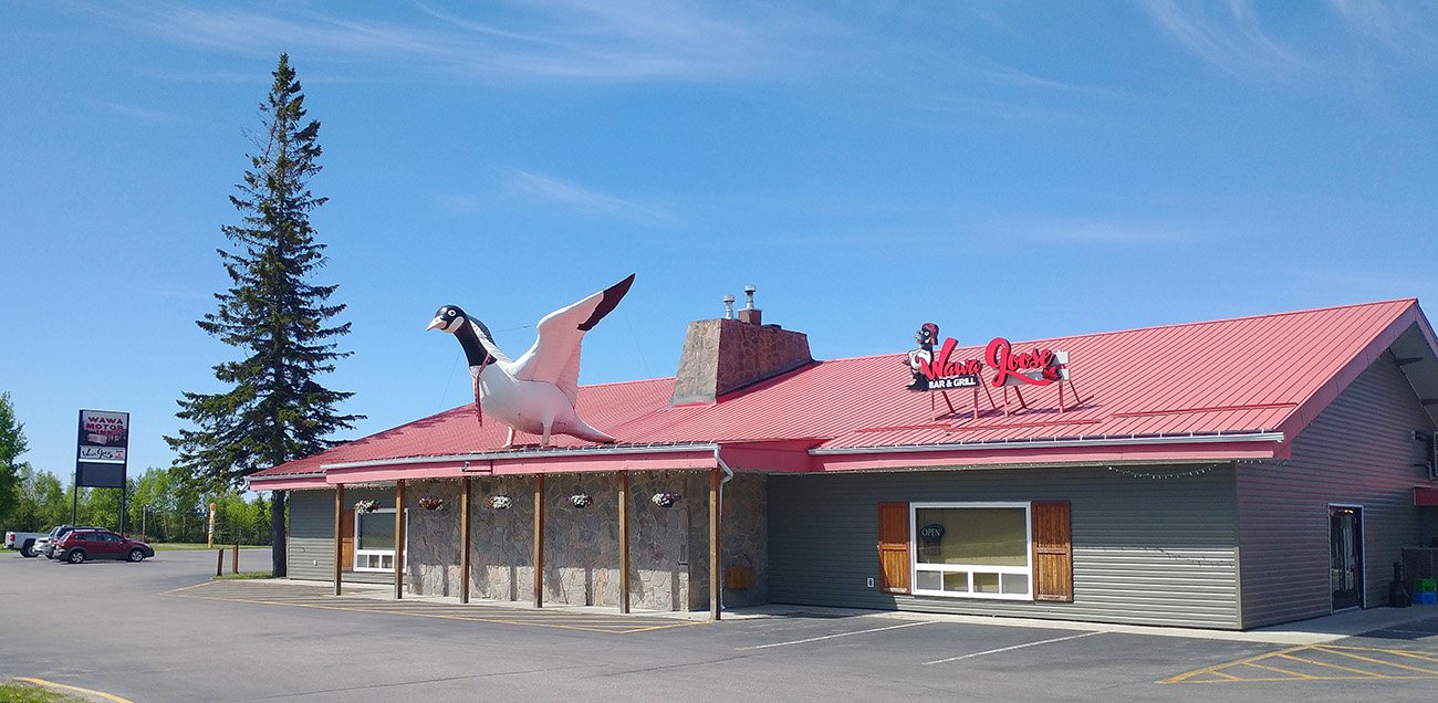 There's also a motel with a goose. 