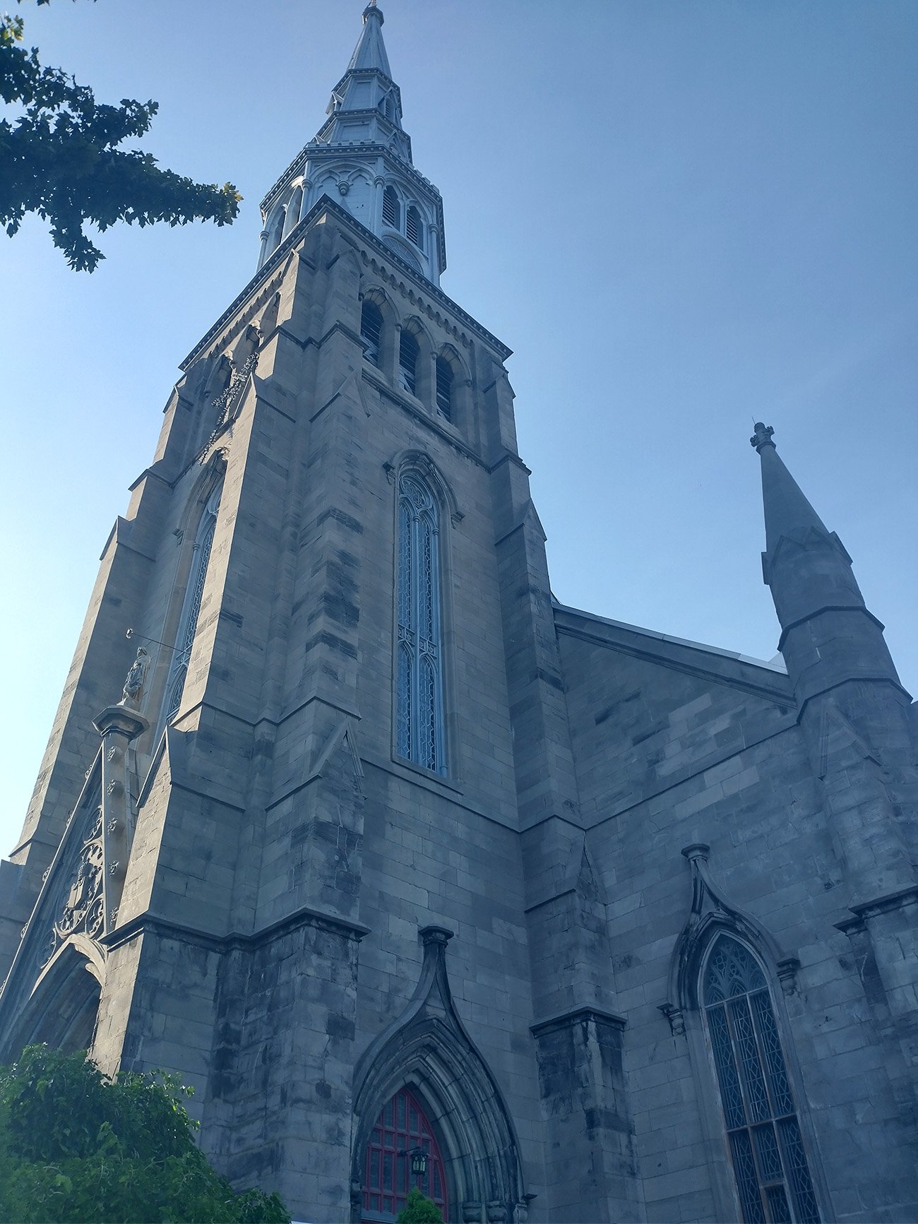 Quebec has a LOT of churches. Almost every town has one.