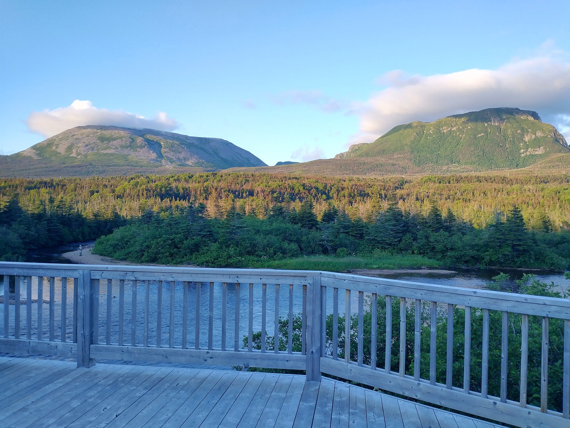 Gros Morne catching some clouds. Something I've seen a few other times that week as clouds/fog patches get trapped on top of mountains. 