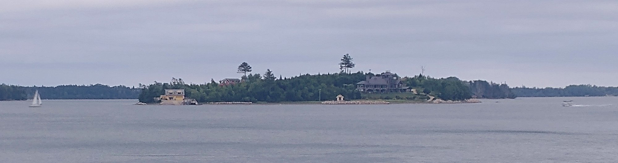 Some James Bond villain enjoying his own private island mansion there.