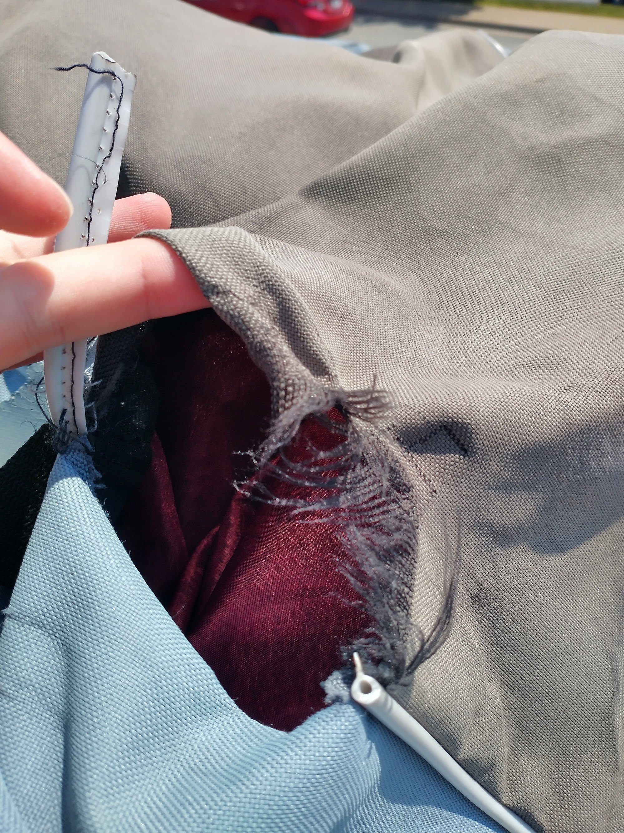 The rooftop bag was now falling apart faster and faster. Many holes on both sides and the back...