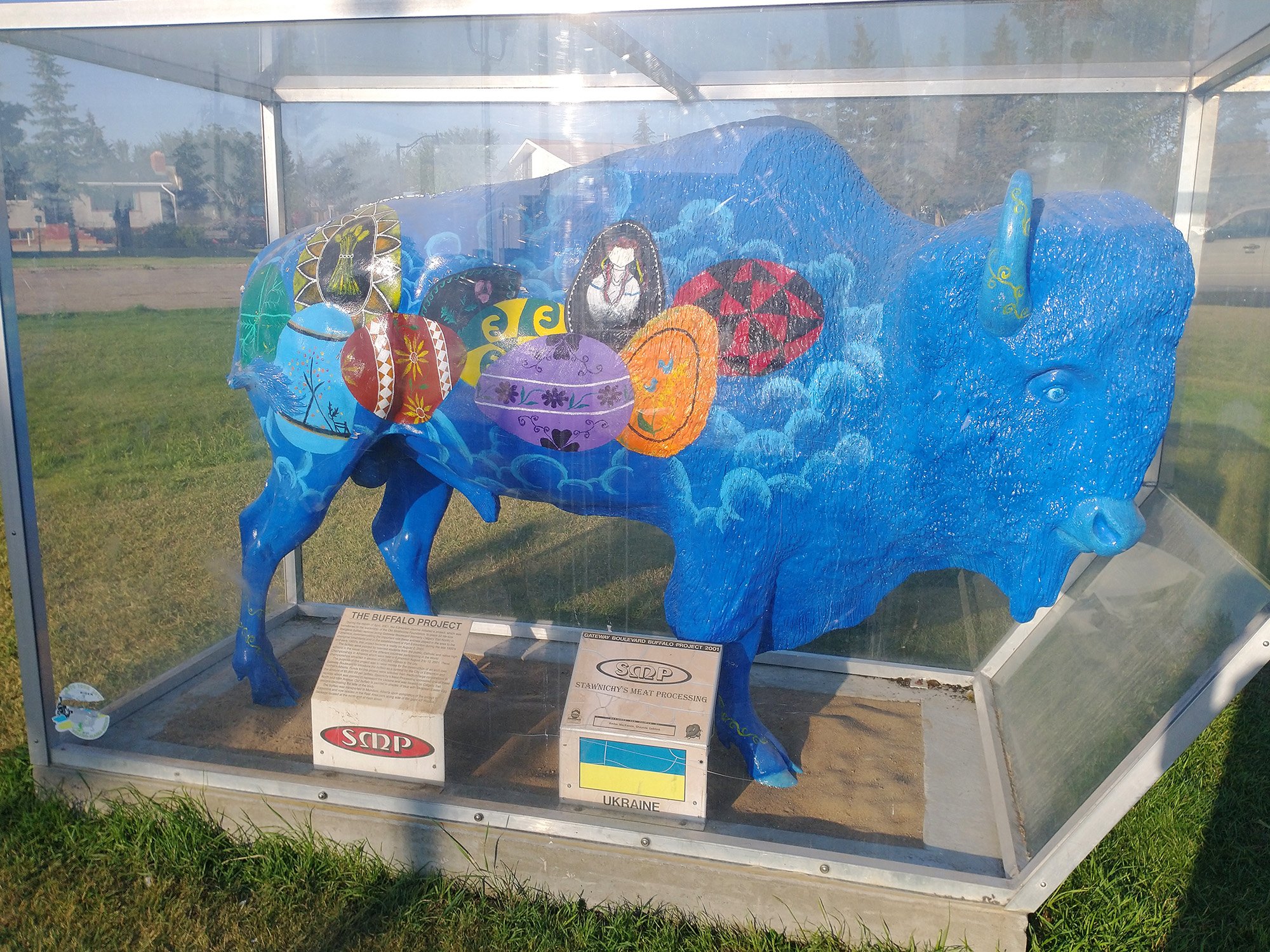 Also this blue bison that some students painted on. Where else were they going to put it but next to the sausage?
