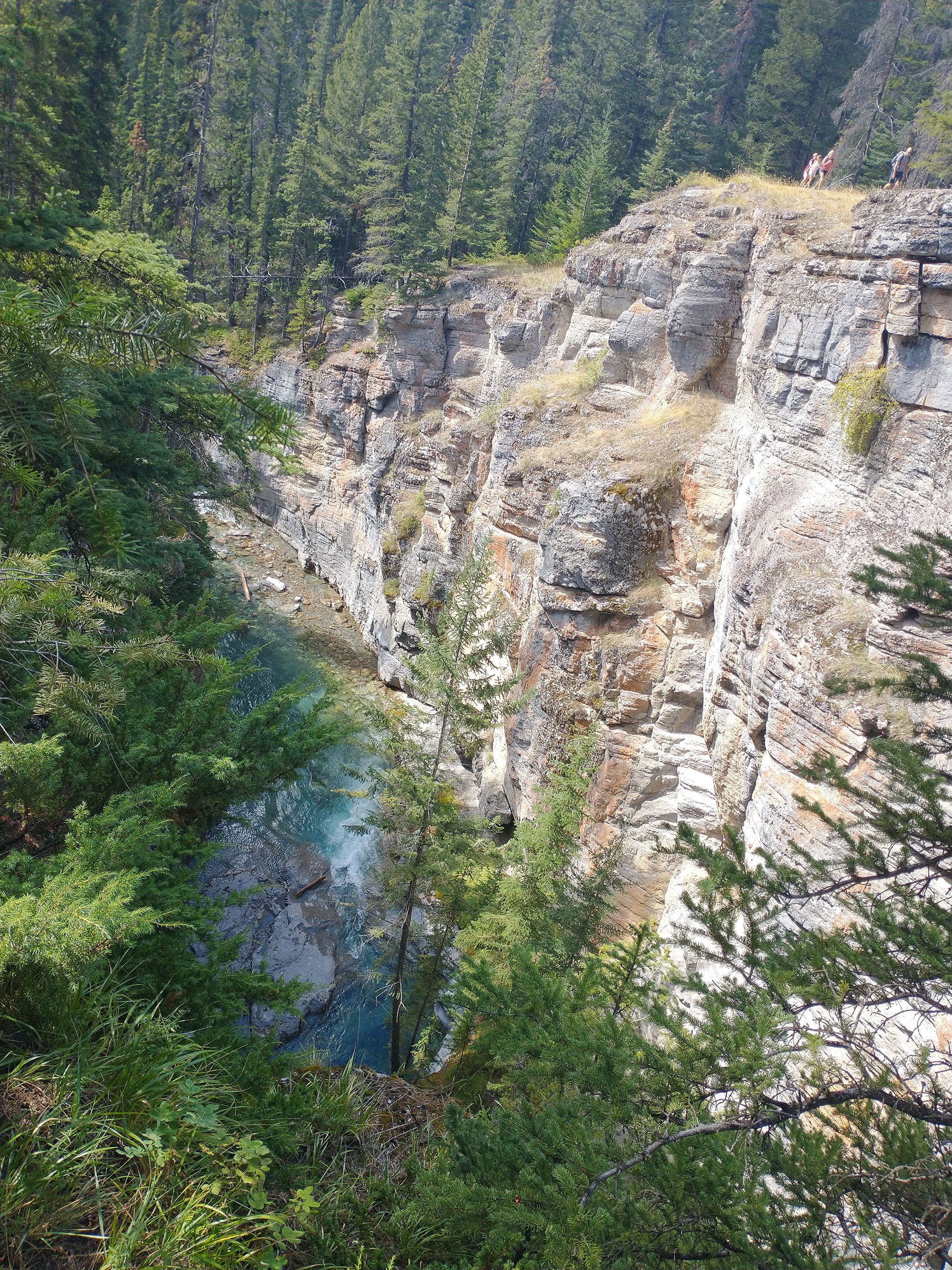 First stop was Maligne Canyon, early on in the climb.