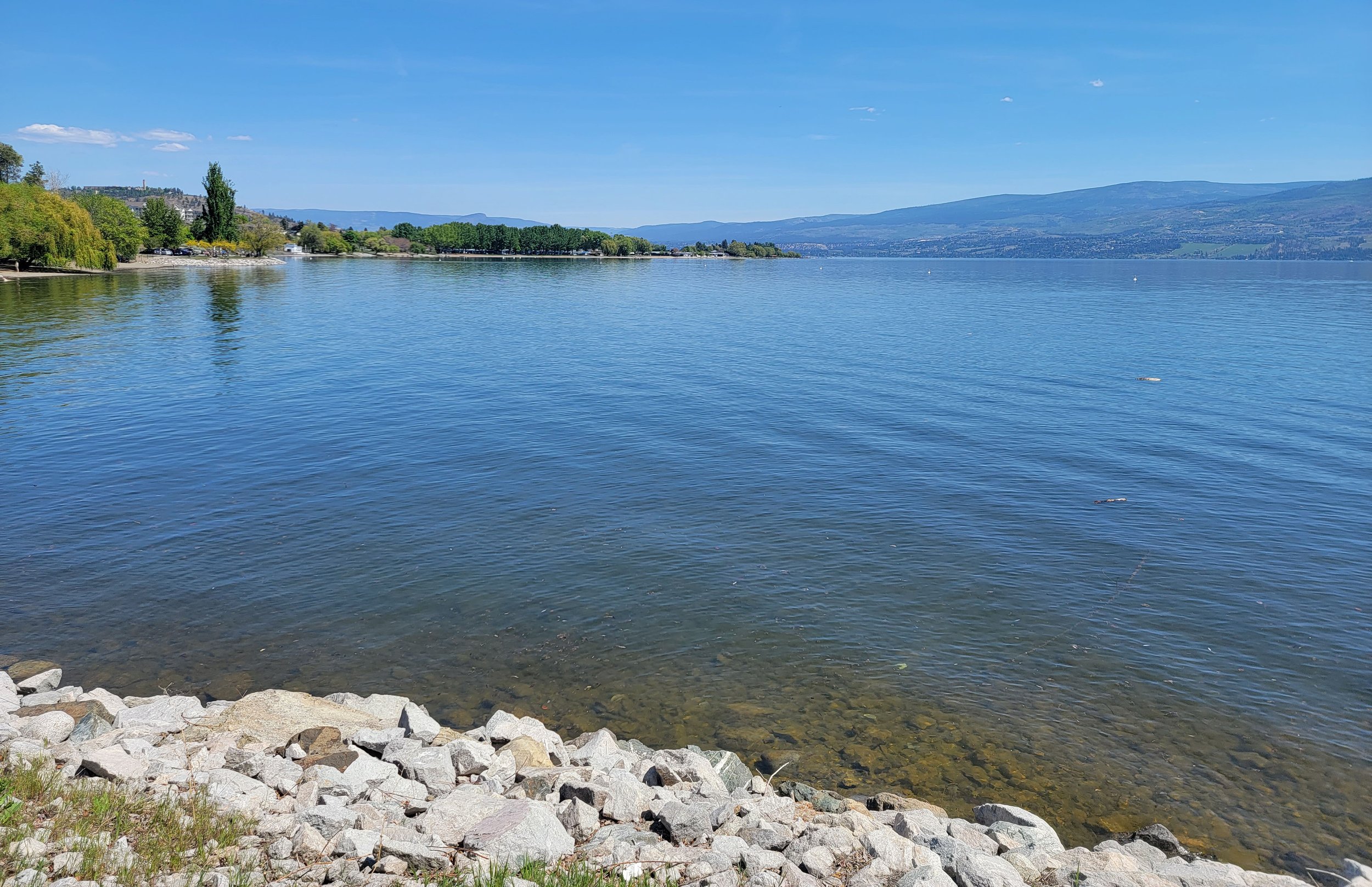 Kelowna is built on both sides of the giant Okanagan Lake. 