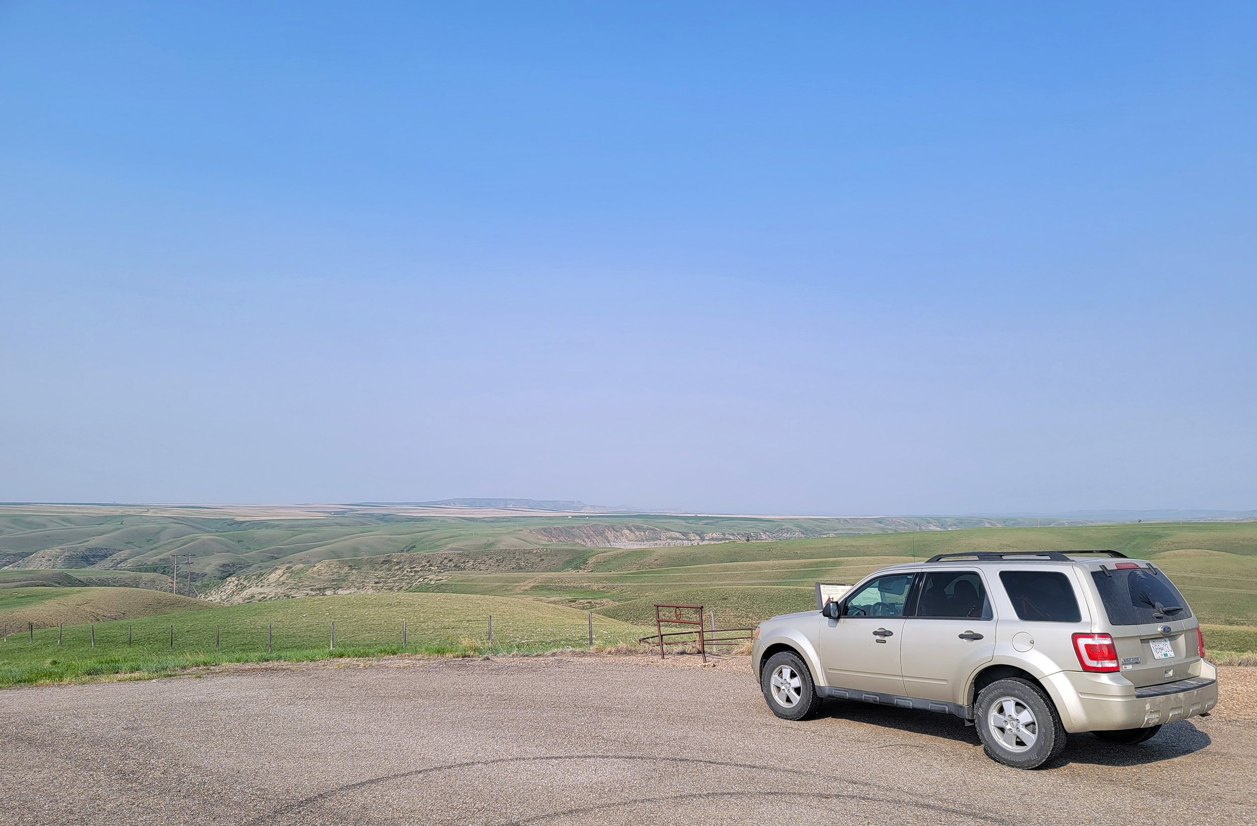 Northern Montana. Rolling grass-covered badlands type landscape. In other words: Alberta.