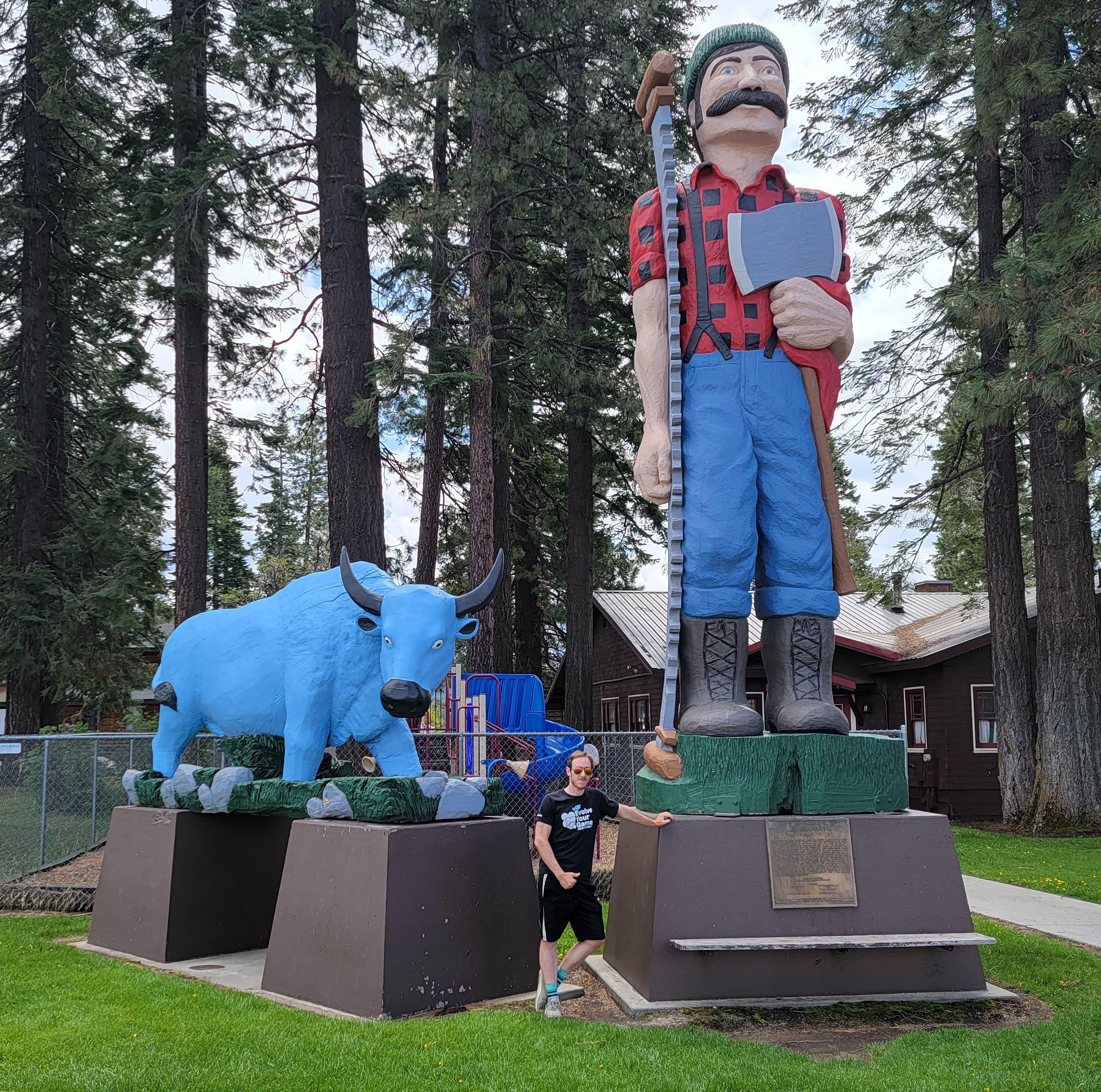 Passing through Westwood, CA, to check out this huge wooden status of Paul Bunyan and his historically accurate ox.