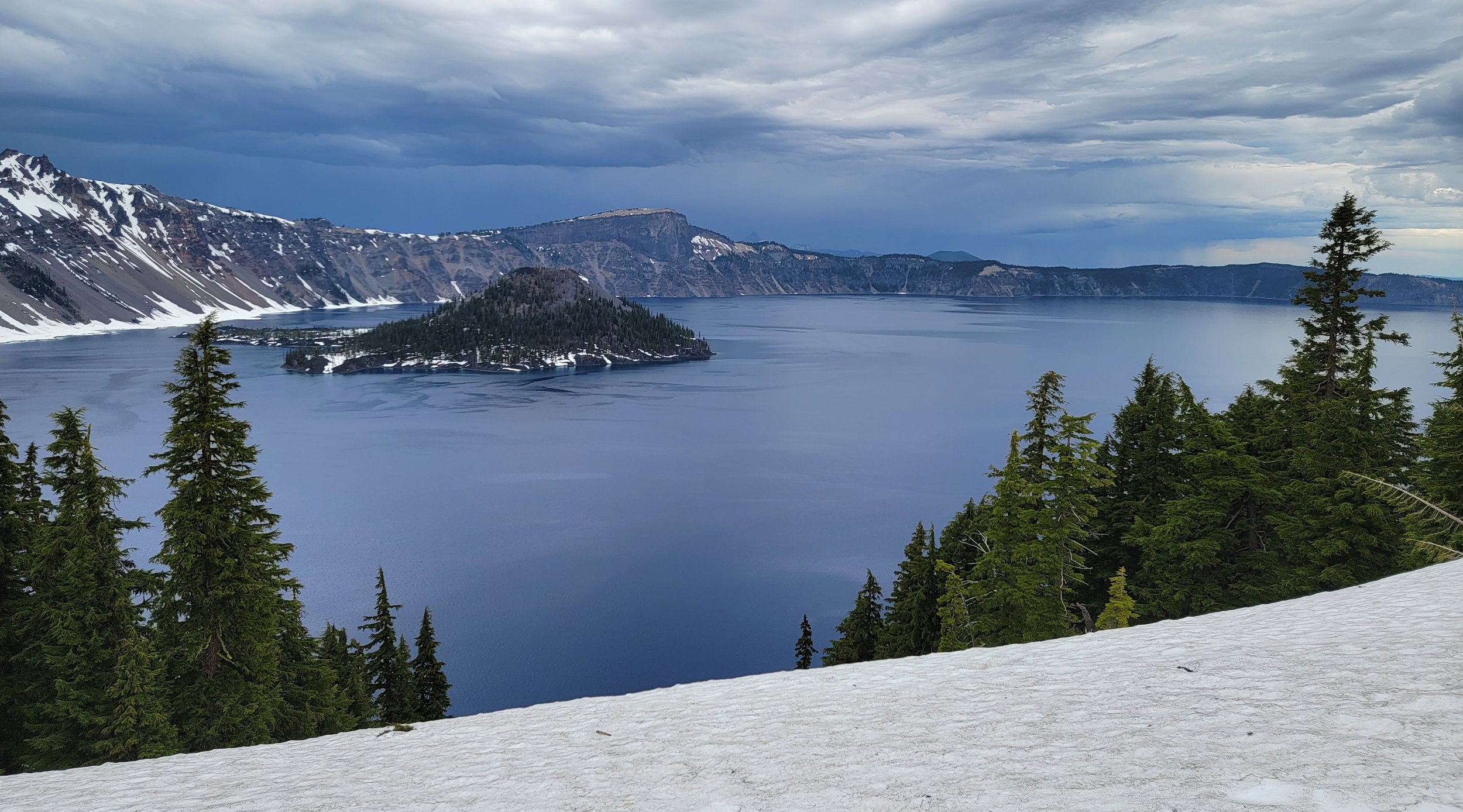  Drove all the way up to Crater Lake hoping there wouldn’t be rain. It poured the entire time until I literally got about 2 miles from the fee hut.  