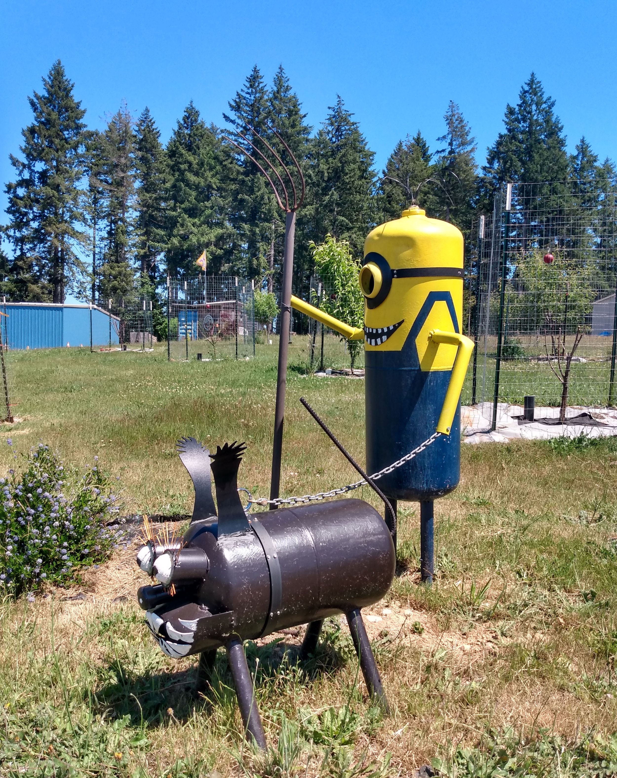  Good Minion representation in the area as well. Their simple shape lets people turn all sorts of random trash into minion lawn decorations. 