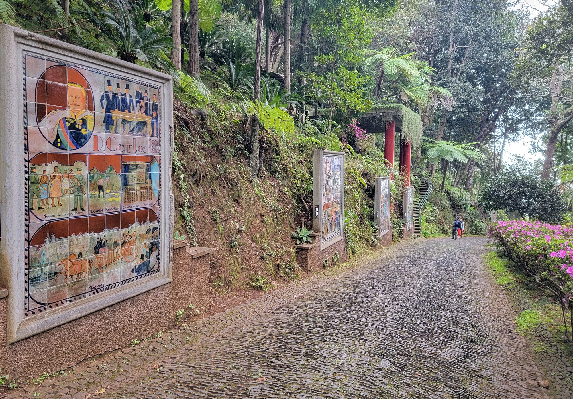 Prepare to walk up and downhill a lot because as with everything here, it's built on a cliff.