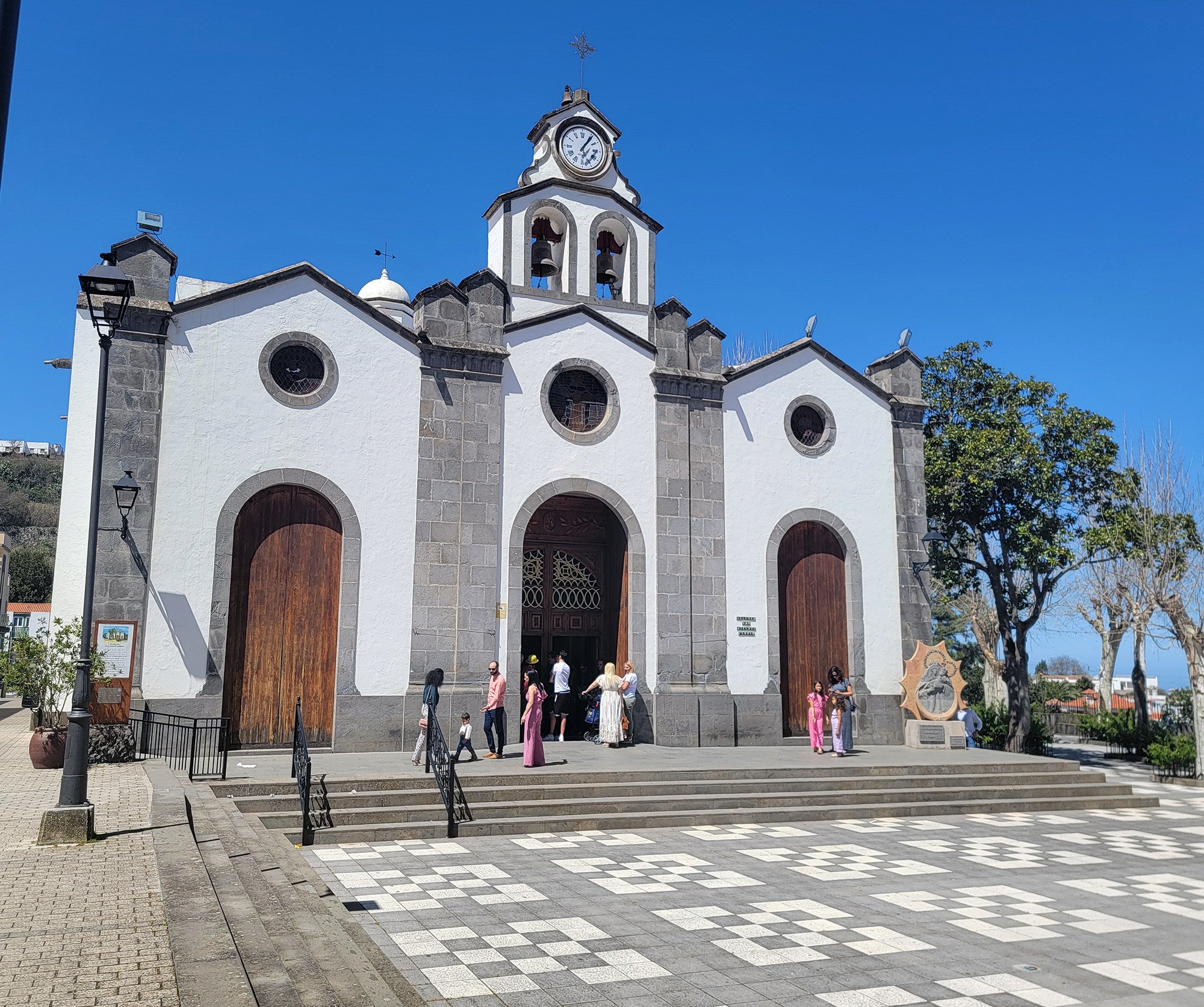 One thing Gran Canaria has a lot of is old catholic churches. Like. A lot. 