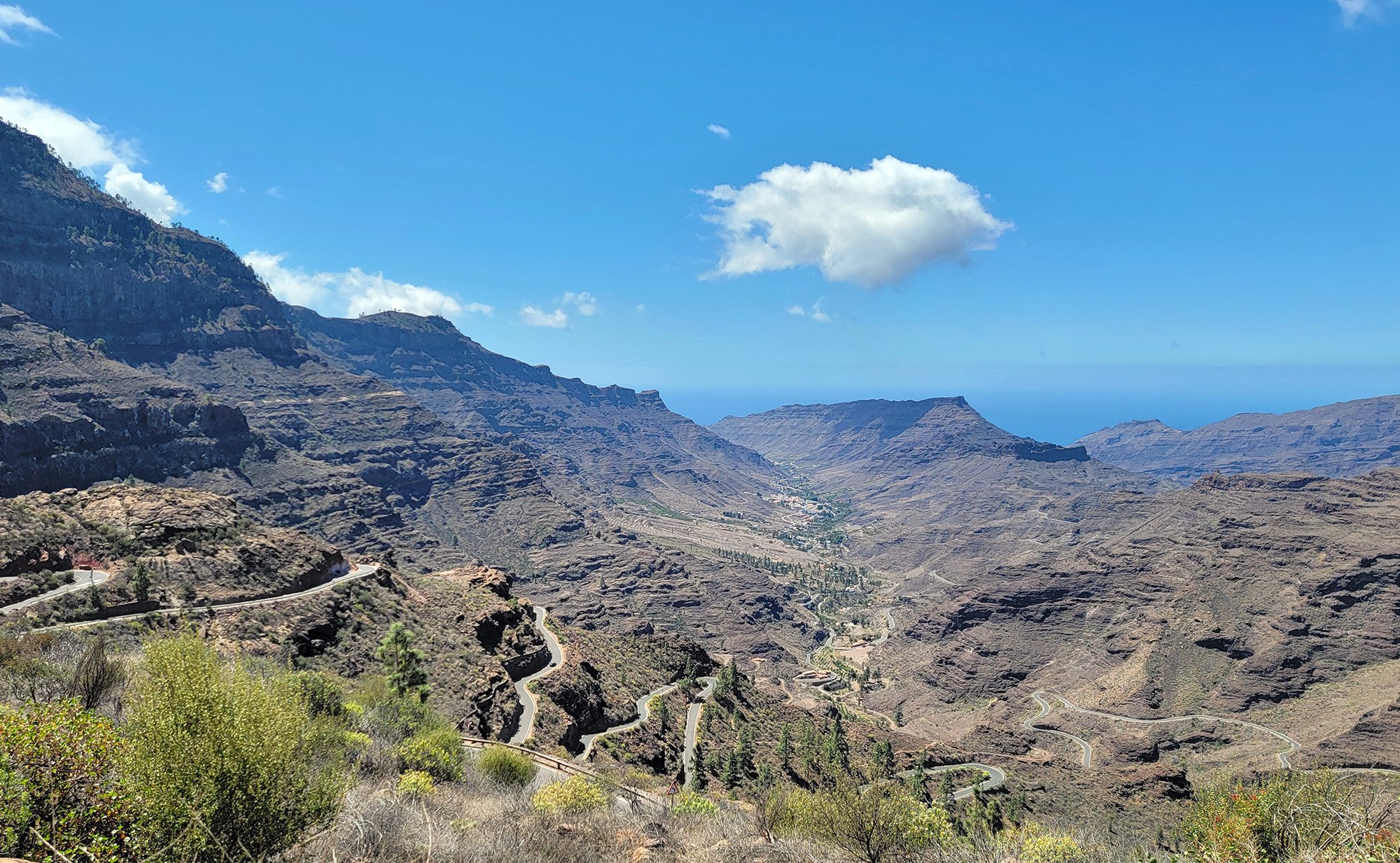 Some of the coolest views climbing the barren landscape in the south. Boy is it ever dry here.