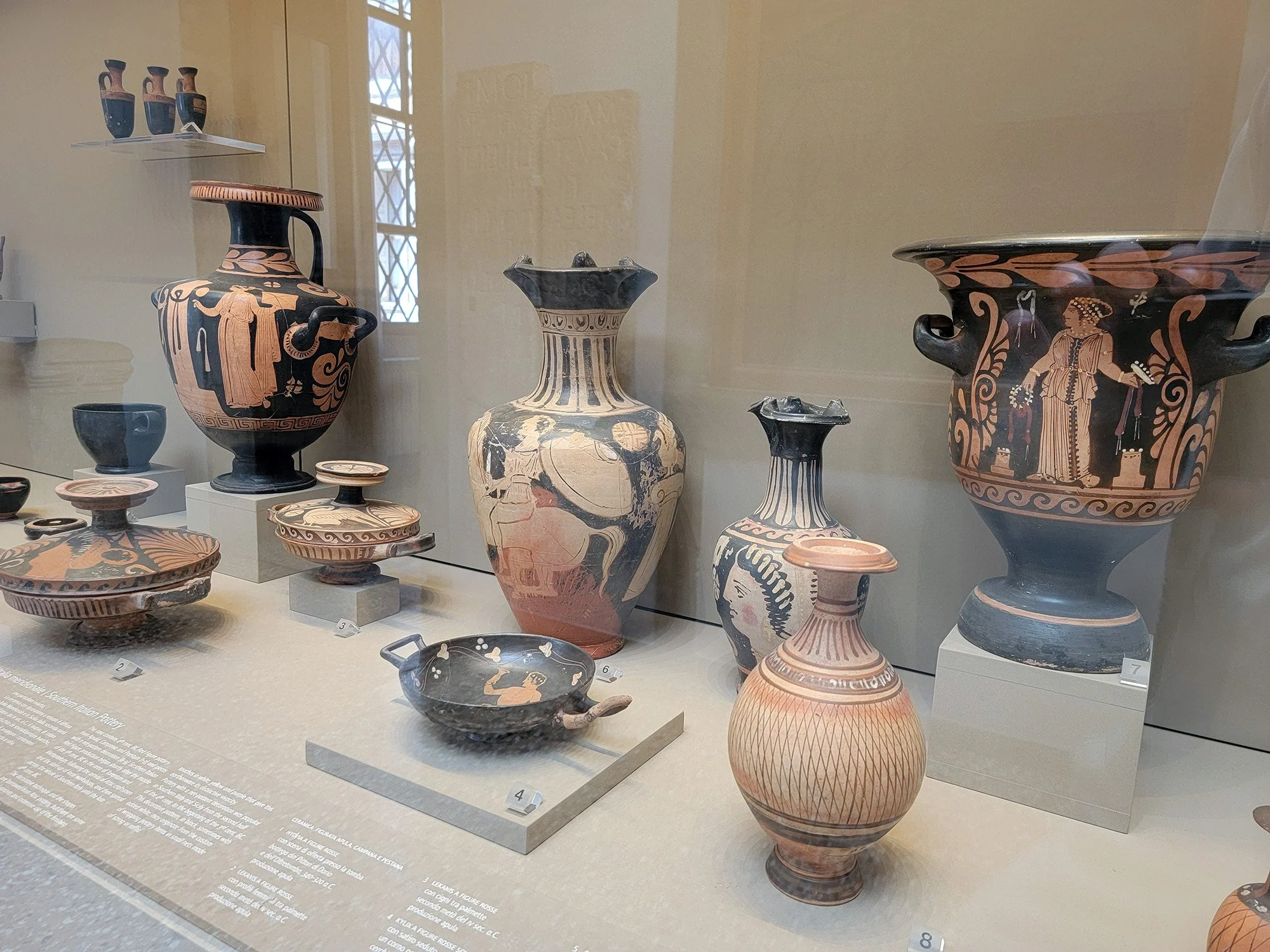 Love these ancient potteries. They have such a unique use of white, black and red color schemes. Maybe that's the only colors that didn't fade?