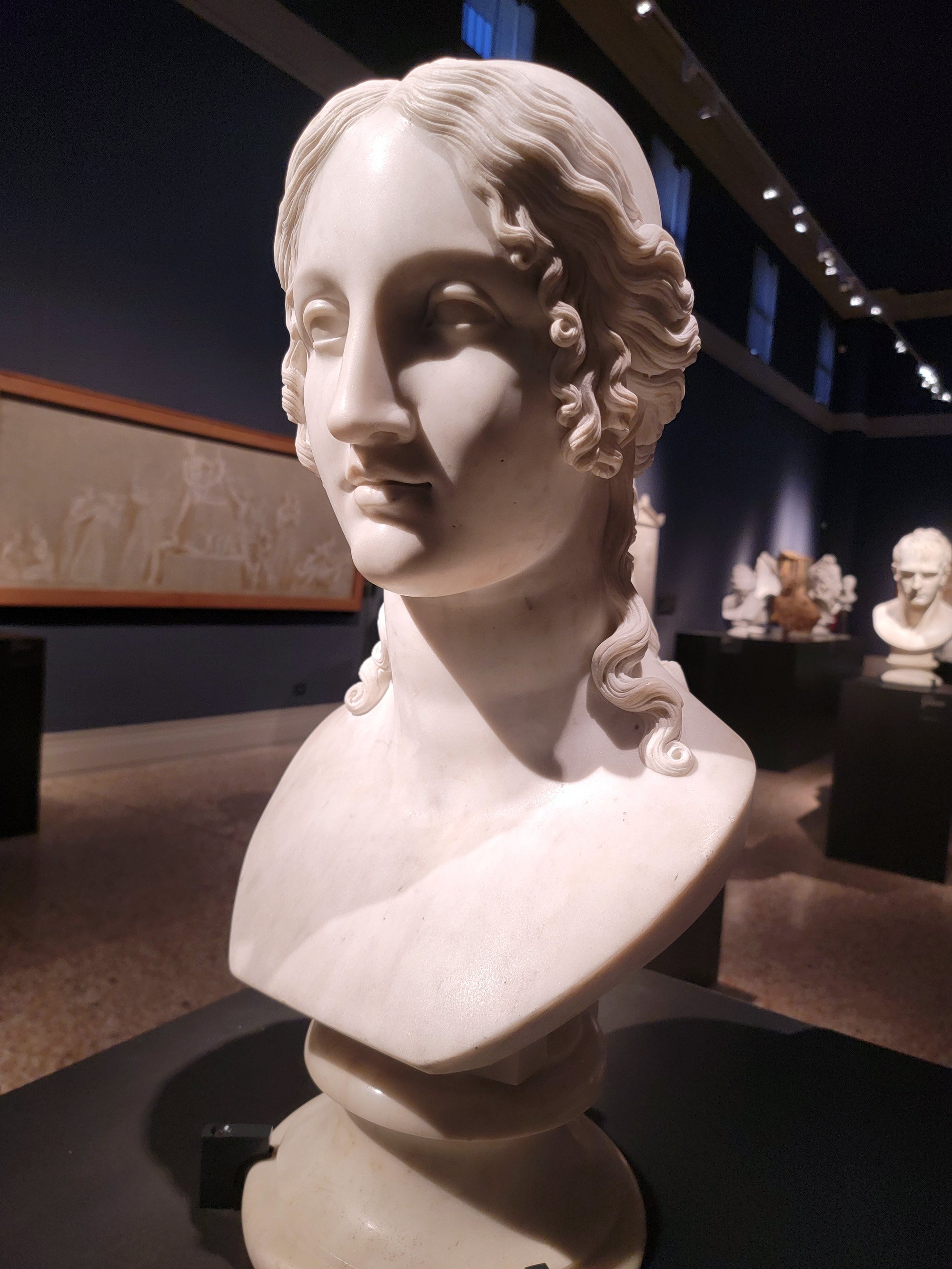 Lot of great busts, all modern works and copies though.