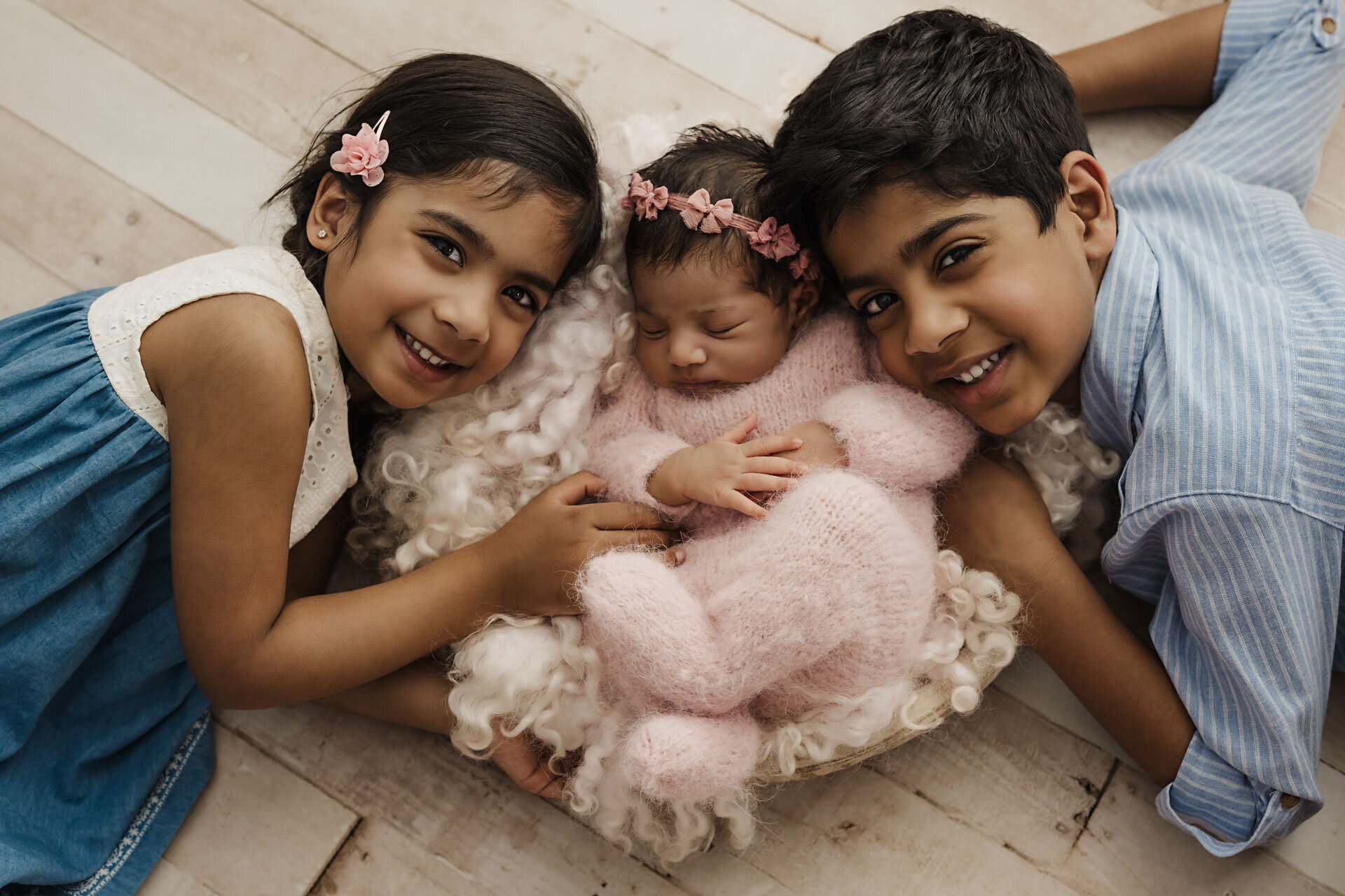 Sibling Newborn Photographer Melbourne
