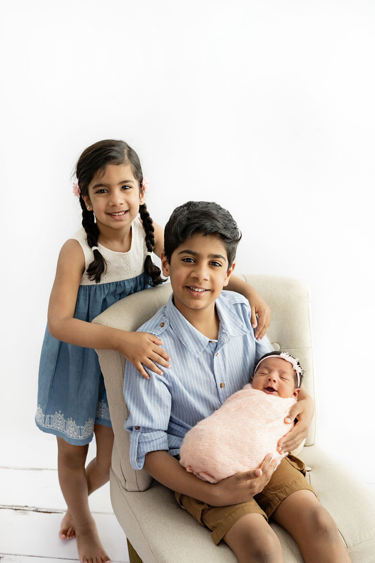 Sibling Newborn Photographer South East Melbourne