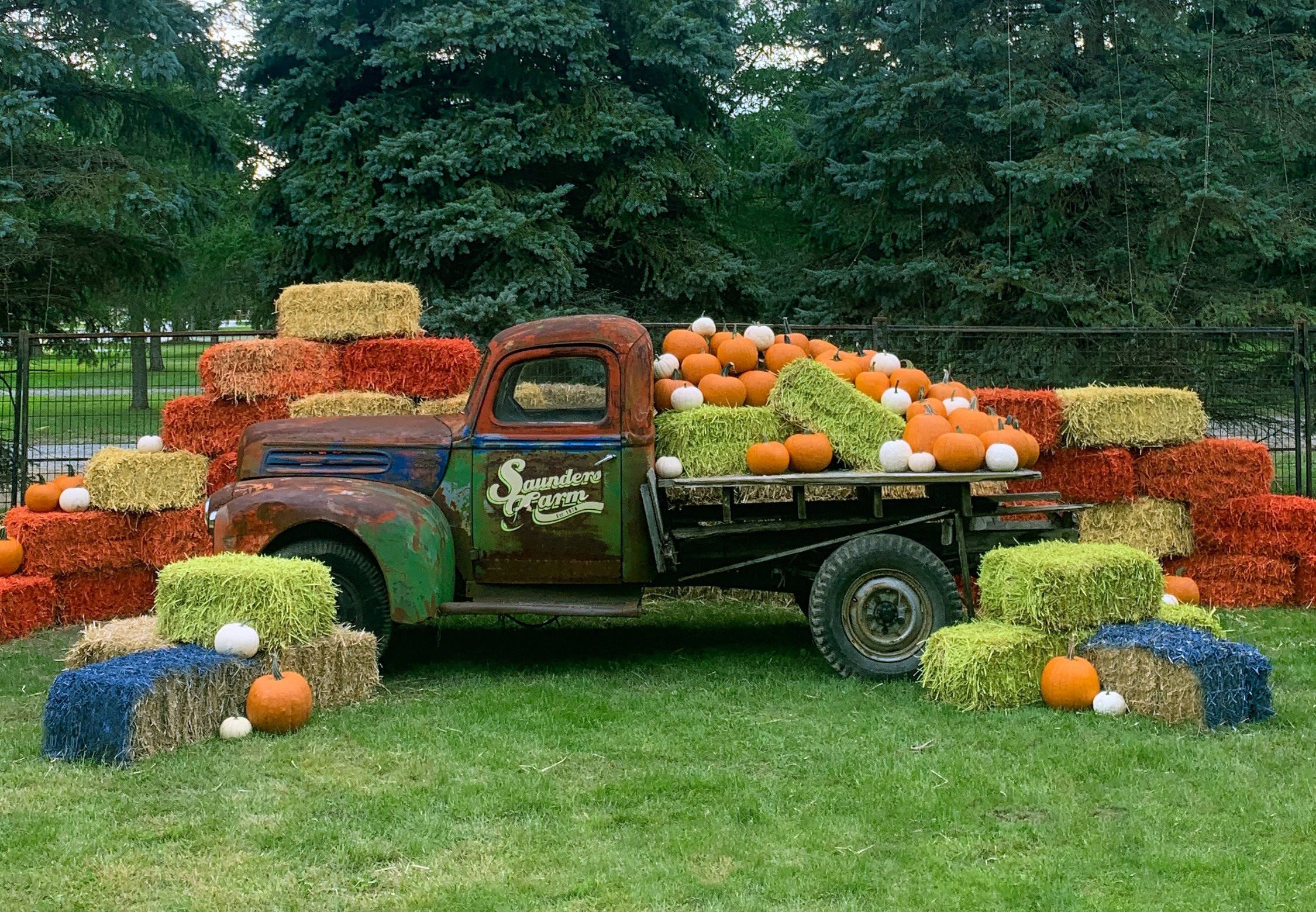 saunders farm fall activations vintage truck photo moment farm chic pumpkin stacks farm event decor Nick sizemore color studios