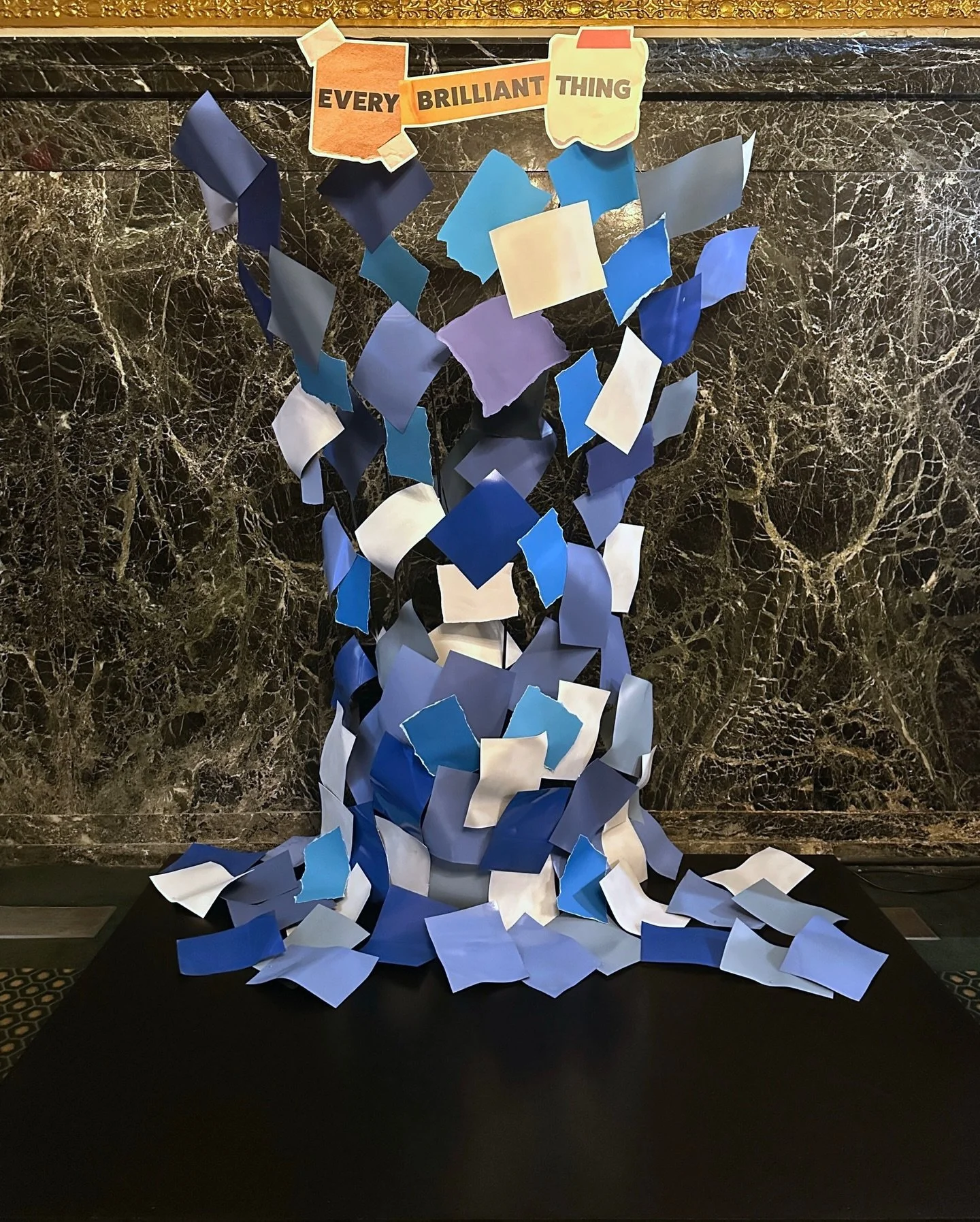 Part art sculpture, part classic photo booth.  This mixed media moment made from metal and paper gives the audience a great photo drawing inspiration from the marketing campaign itself.  Thank you @aka_nyc and have a great opening this weekend @brill