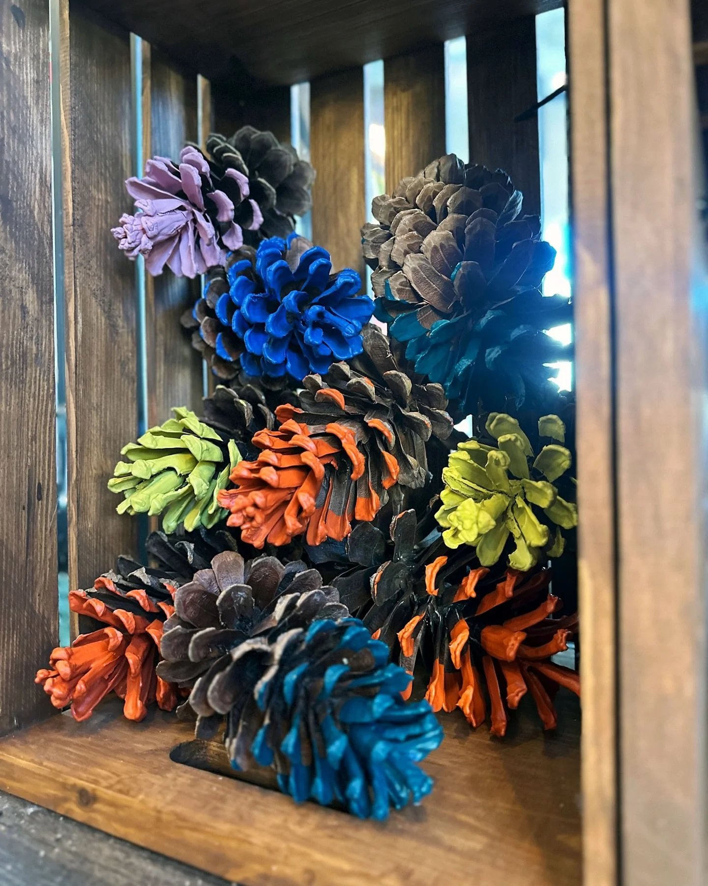 A sweet, painted pinecone moment for @lykke.living.lenox.  Happy Spring!  #morecolor #sizemorecolorstudios