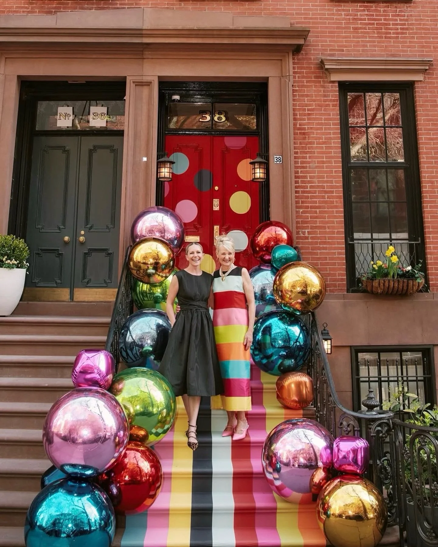 For the launch of the Frances Valentine x Atlantic-Pacific collaboration, we brought the collection to life through a custom party entrance and interior ribbon decor. Inspired by its signature bold stripes and circular metallic paillettes, we designe