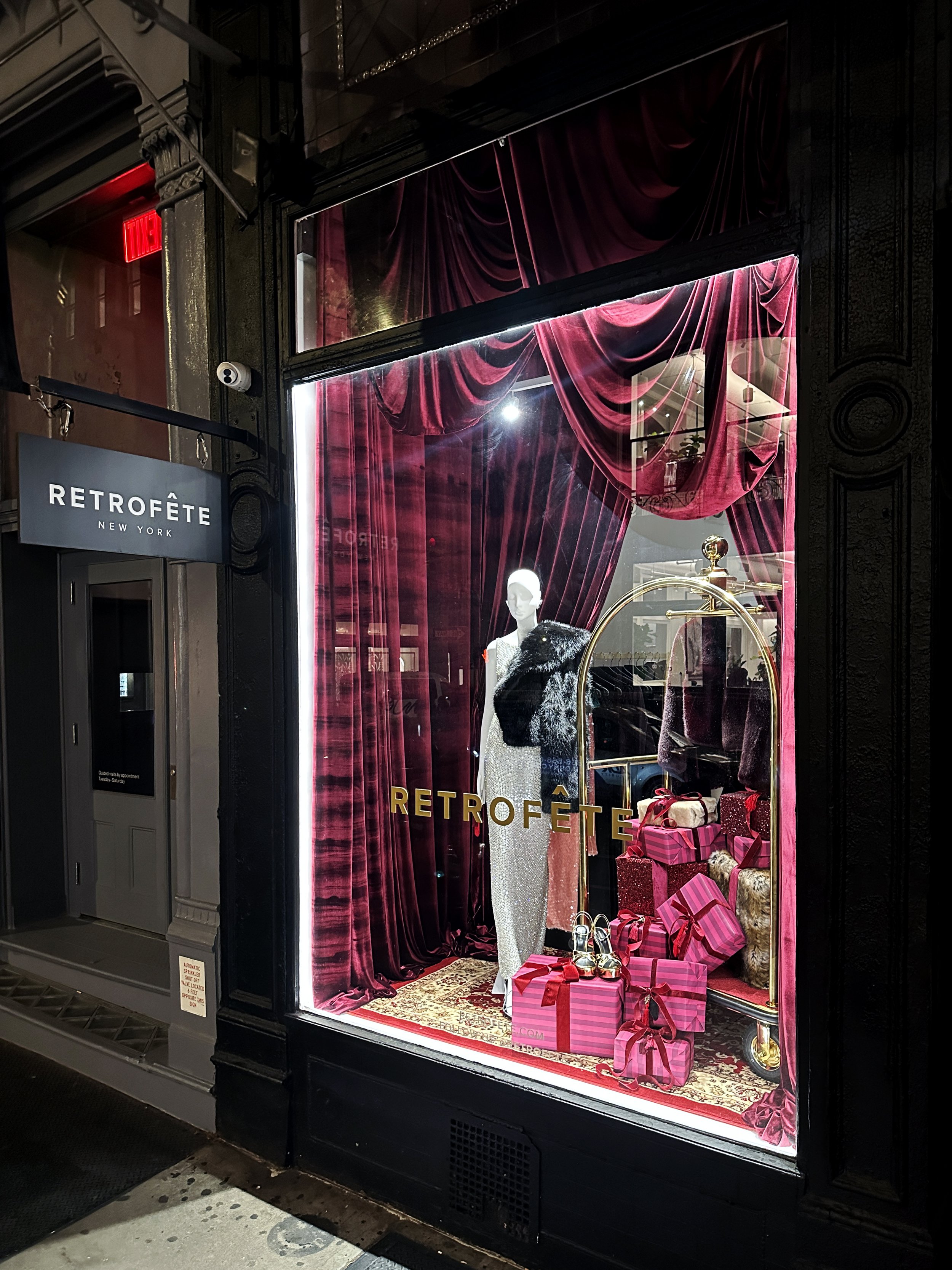 RetroFête Soho on Spring Street in New York City.  Holiday Retail Windows 2025