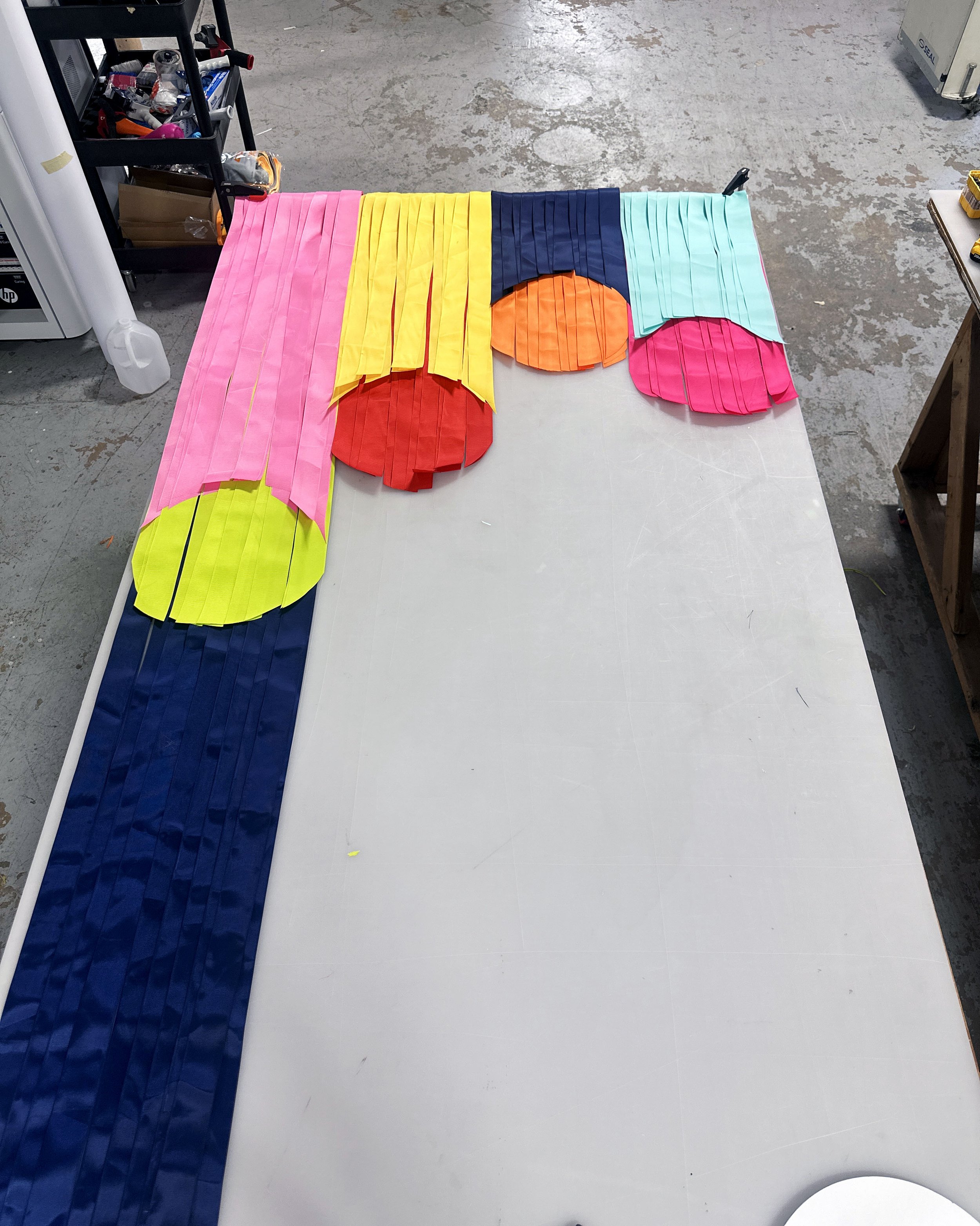 Circle garland display 