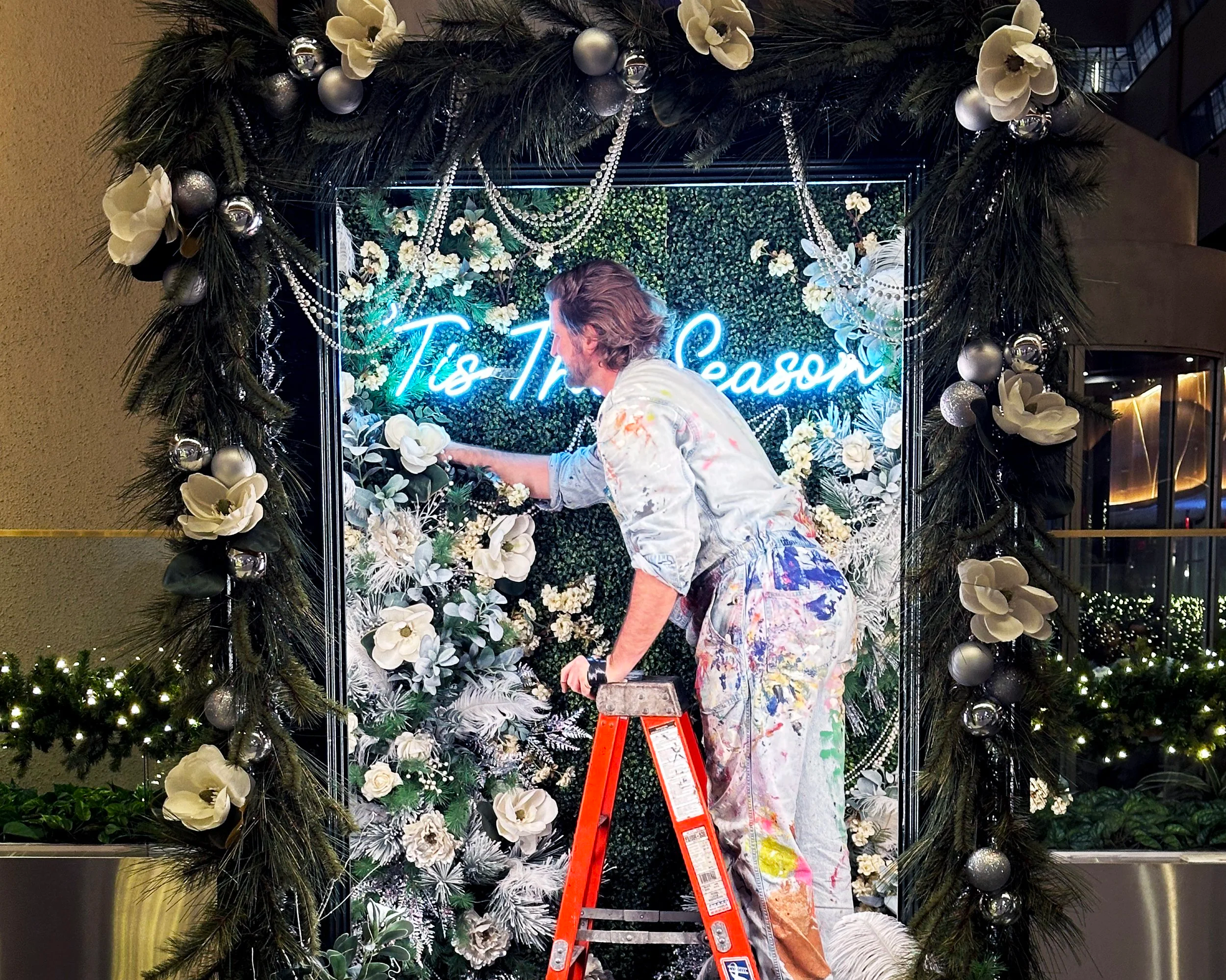 Details of the Marriott Hotel in NYC holiday photo booth created by Sizemore color studios