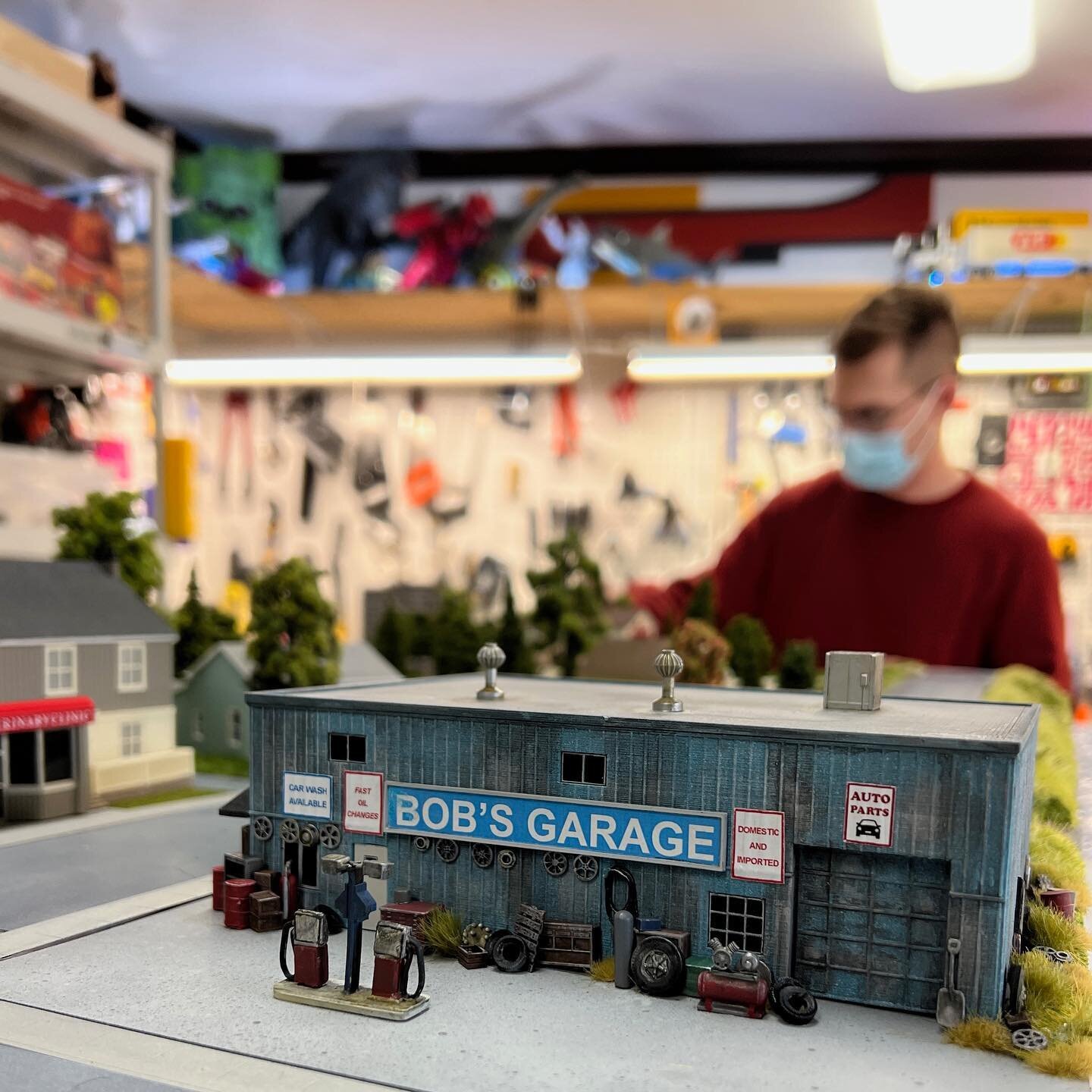 This weekend Kent and I finished up the Schitt&rsquo;s Creek diorama and then we photographed it. One major project remained though, all of the details for Bob&rsquo;s Garage. I spent most of my day prepping, painting and placing all of the fun littl