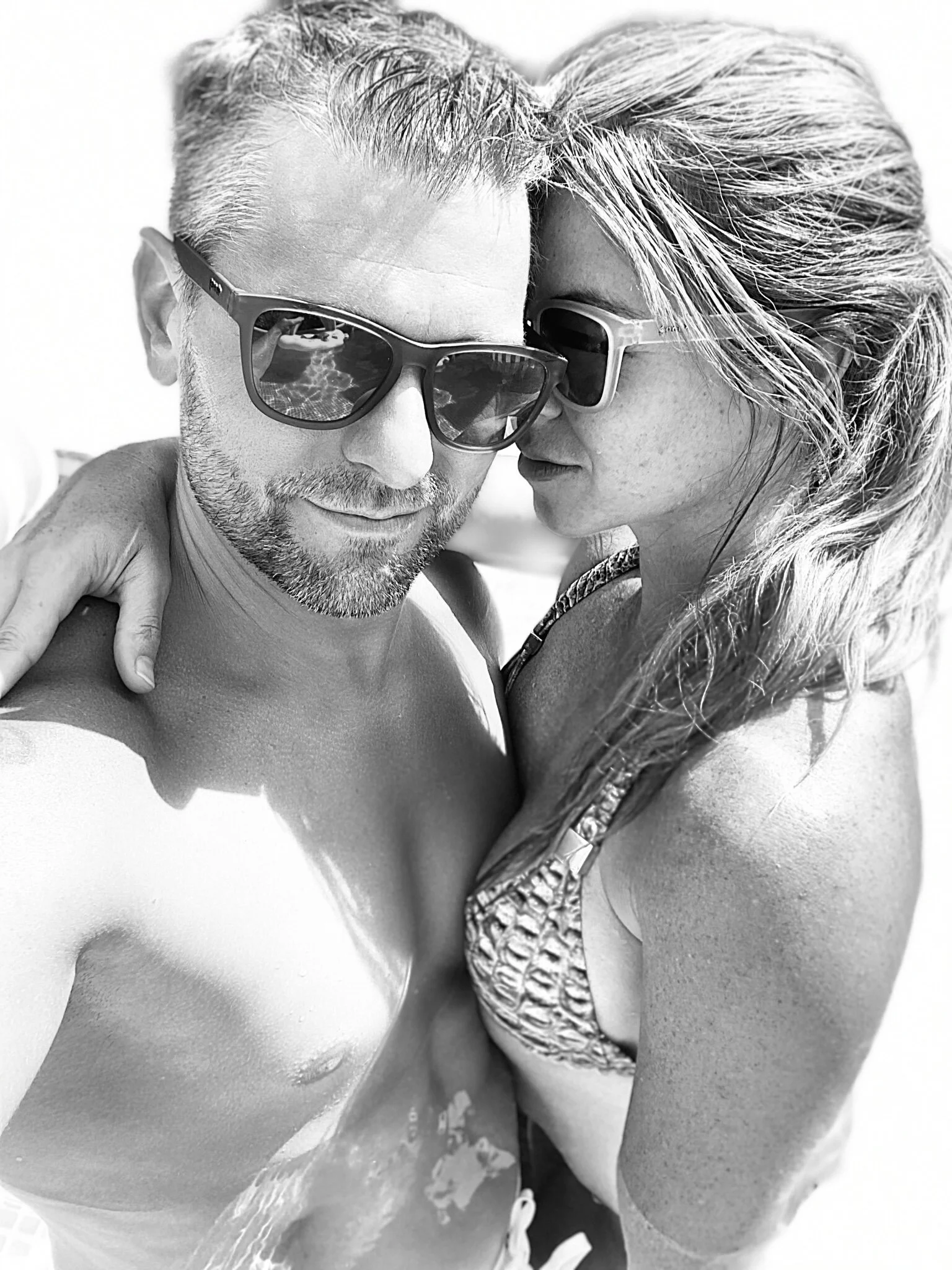 Summertime pool selfies