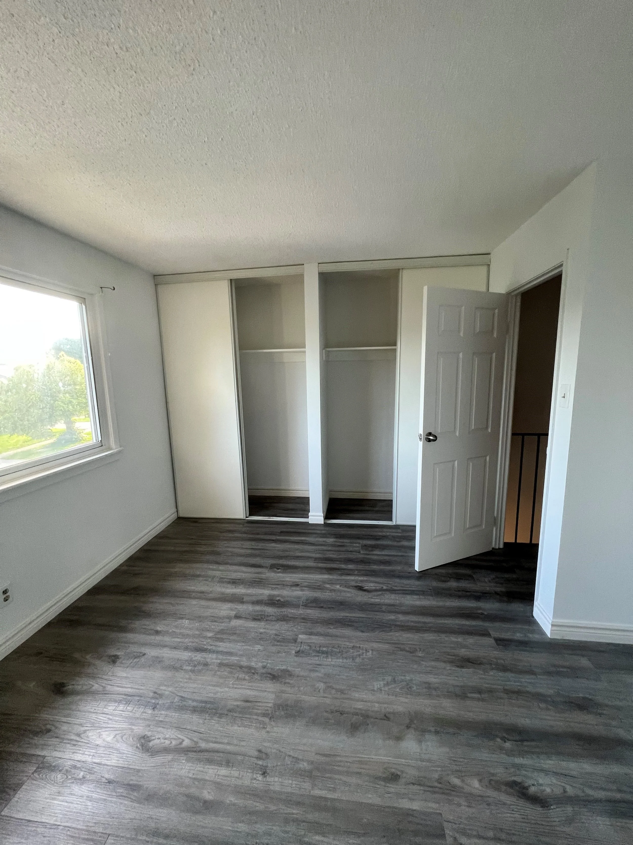 2 Bedrooms Flooring - 6.jpg