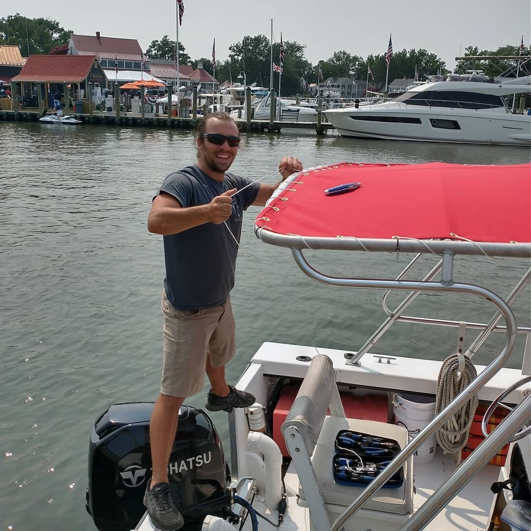 Making improvements to our boats! #captainbrooks putting on a new bimini cover and #captainbryan installing new speakers. In a #smallbiz like ours, everyone chips in. 😉