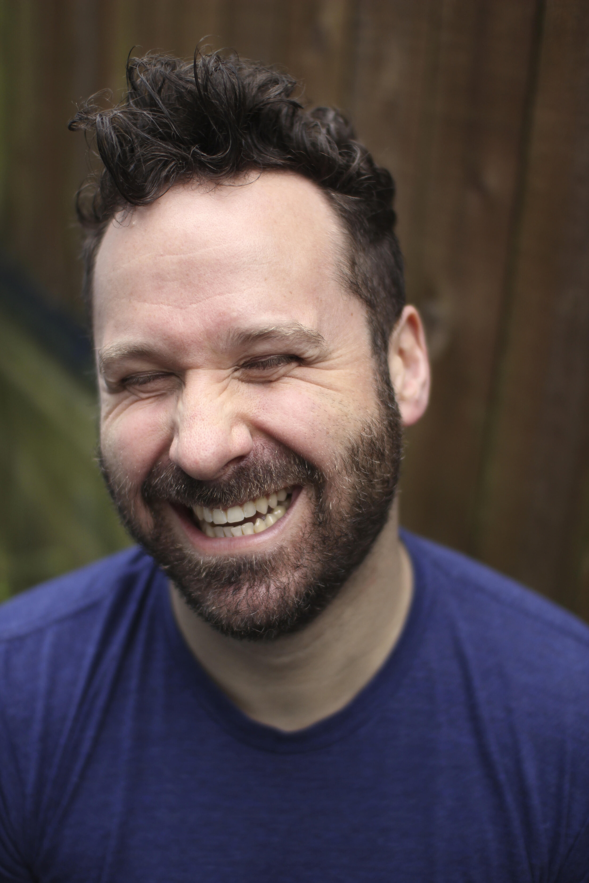 ANDREW MCNEE (Veteris Agent)
Born and raised in Vancouver, Andrew McNee has been working in theatre, film and television for the past 20 years. Theatre has taken him across Canada, to Europe and the UK. Andrew has been nominated for more than a doz