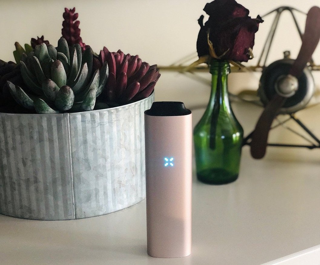 The new PAX 3 lets you vape both loose-leaf flower and concentrates