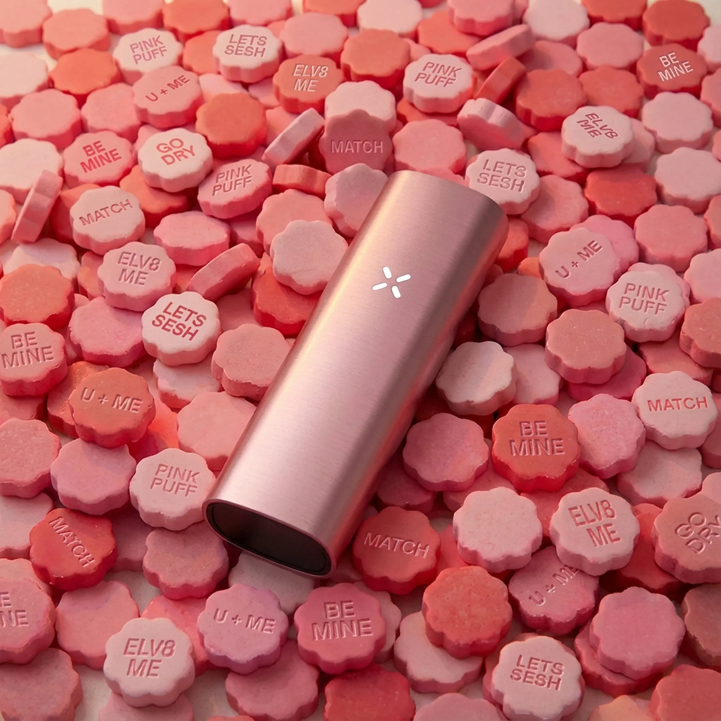 Smokin' Hot Valentine's Day: Gift Ideas to Delight Your Special Cannabis Connoisseur