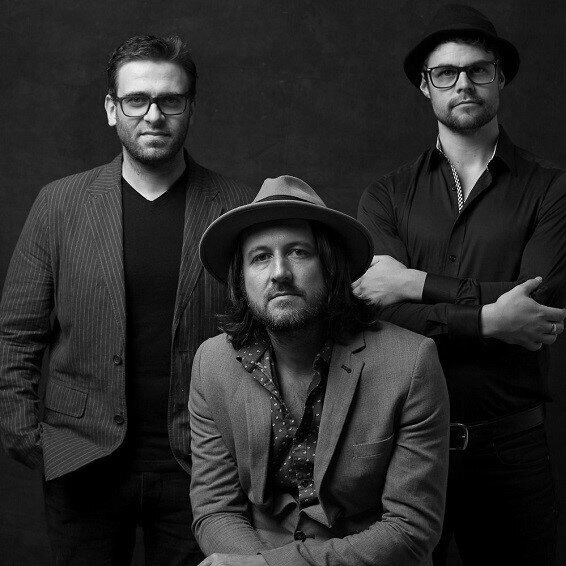 Lachlan Bryan & The Wildes