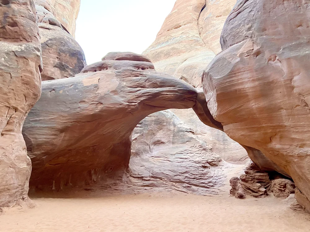 Sand Dune Arch 