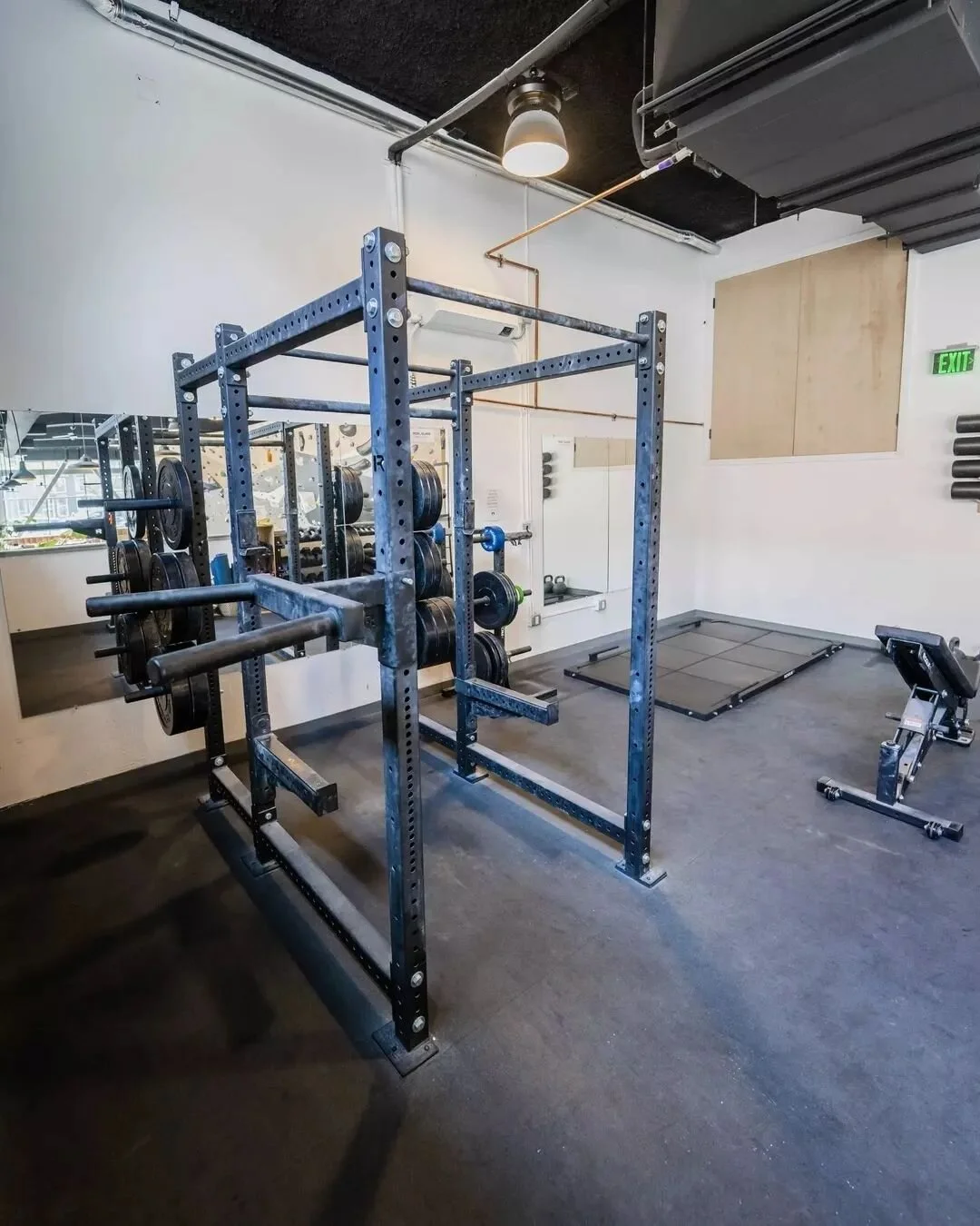 Our mighty workout area just got a makeover...and we added a deadlift platform! 
​
​Let us know if there's any other equipment you'd like to see to get the most out of your training sessions!!&nbsp;🏋️💪🧗&zwj;♂️
​
#positiveprogression #climbing #sfc