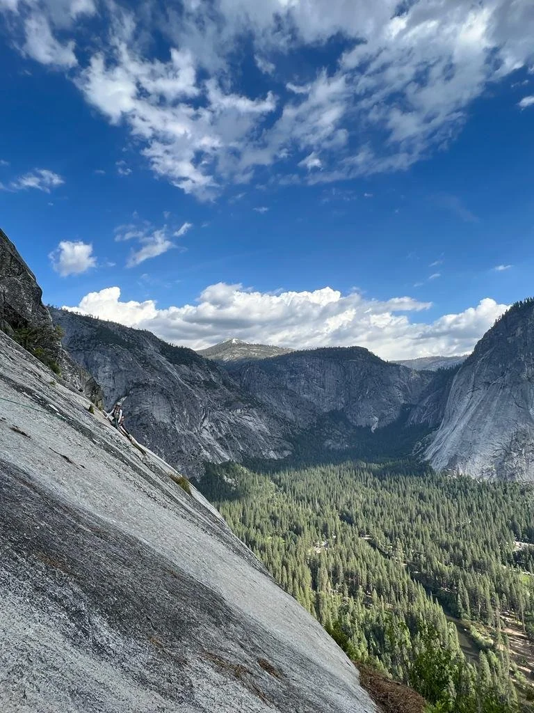 vertical1.jpg