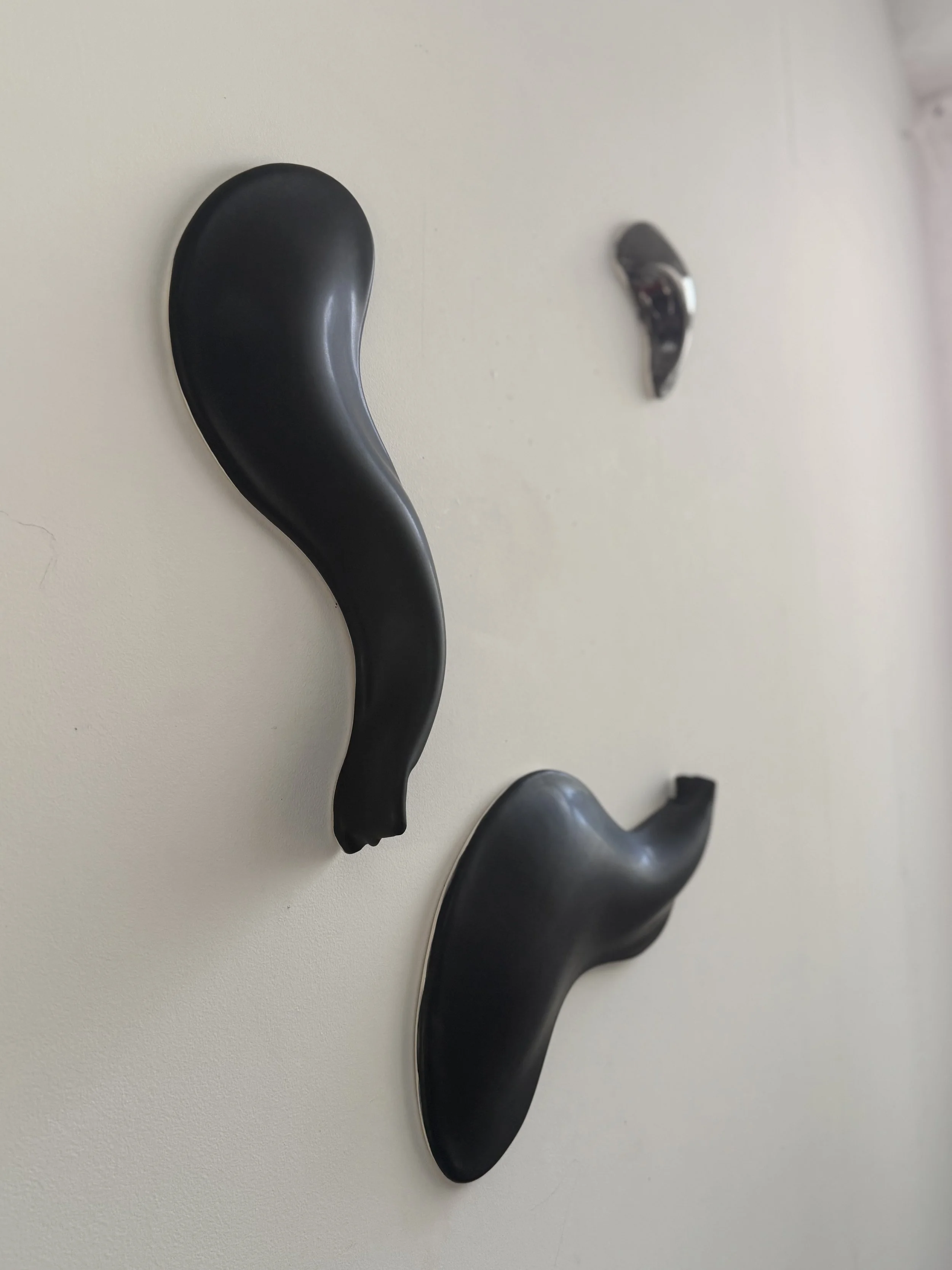 Saché, 2025 (35 x 28 in/89 x 71 cm composition)