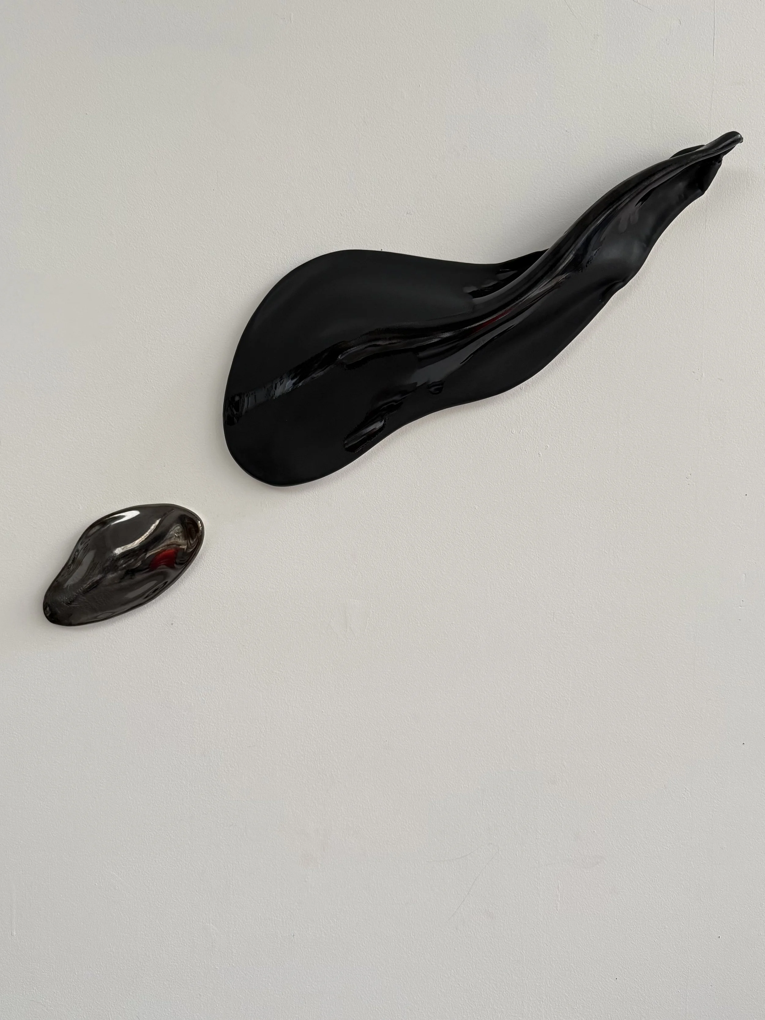 Tsugu, 2025 (26 x 18 in/66 x 46 cm composition)